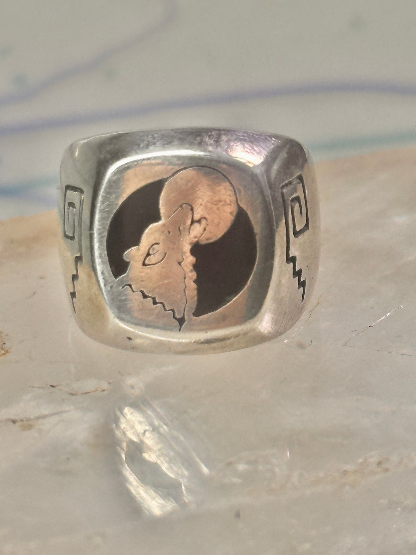 Wolf ring Southwest barking at the moon biker band  size 6.50 women men