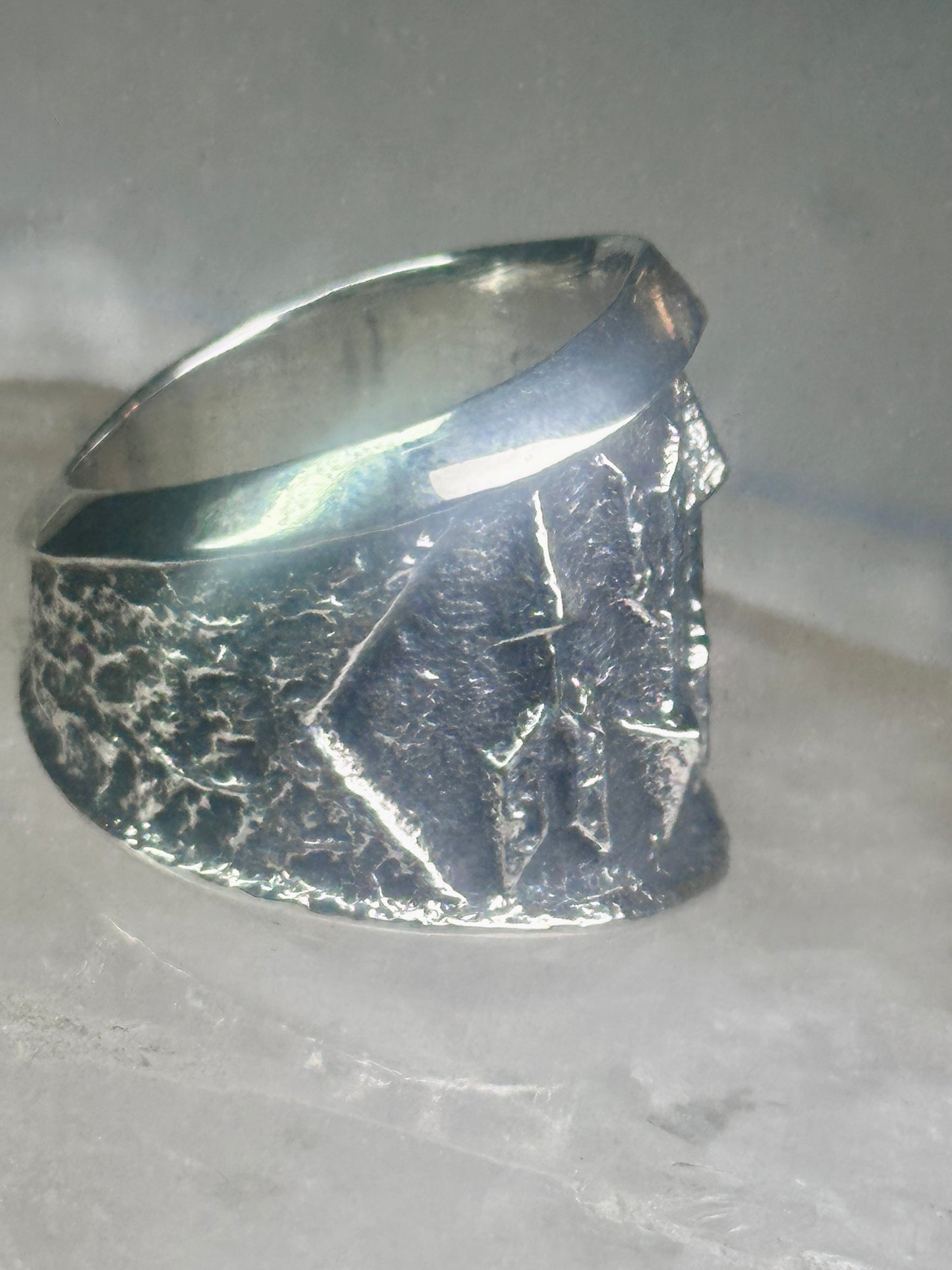 Kevin Yazzie Ring Navajo Arrow Tufa band sterling silver size 9.25 women men