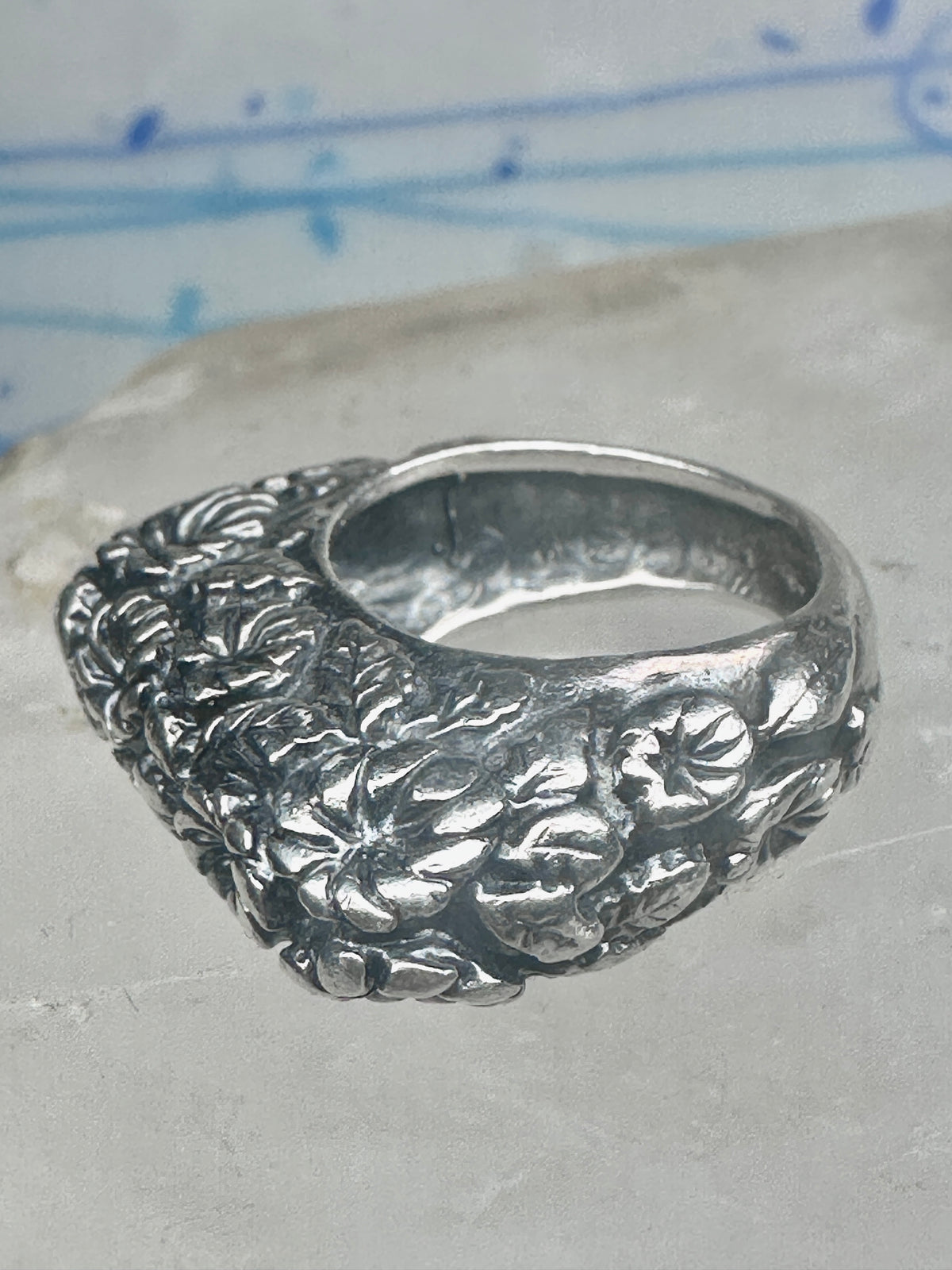 Vintage Dian Malouf Sterling Silver Floral Repousse Dome Ring Flower Garden Statement Size 6 925