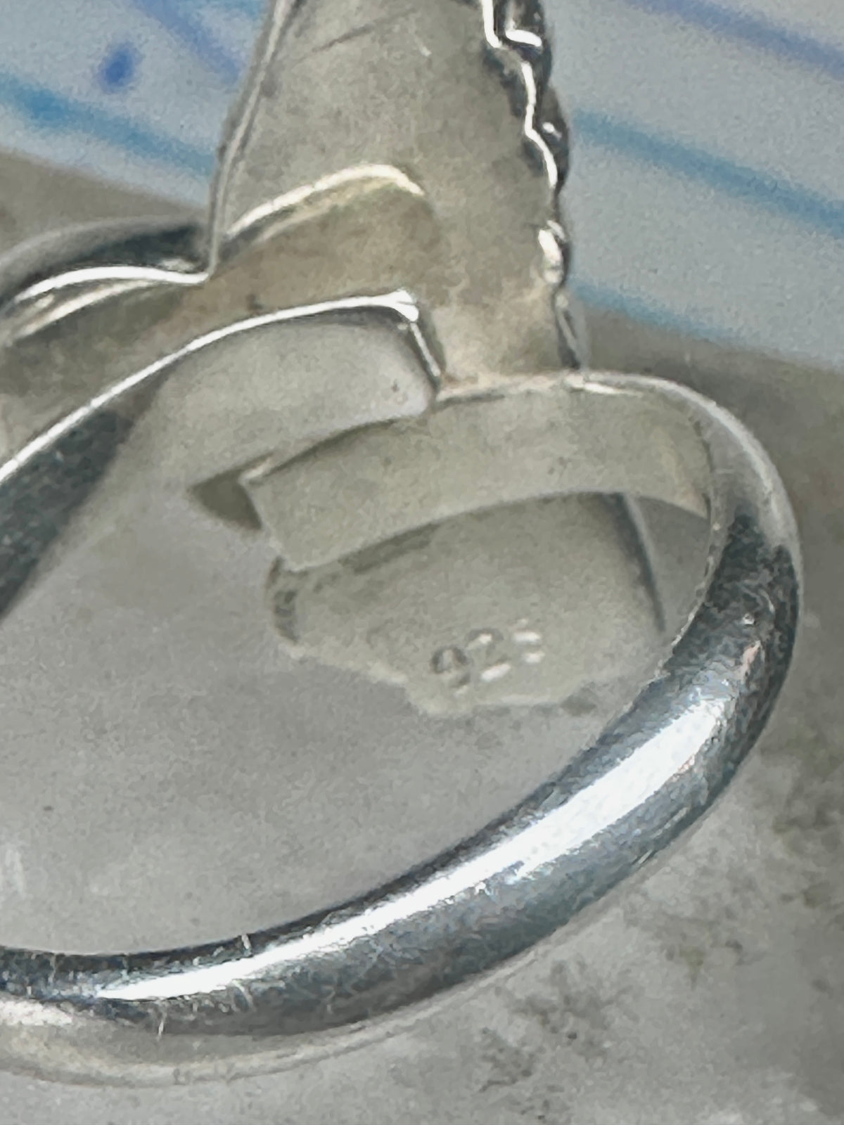 Vintage Sterling Silver MOP Multi Stone Inlay Hummingbird Ring Size 8 925