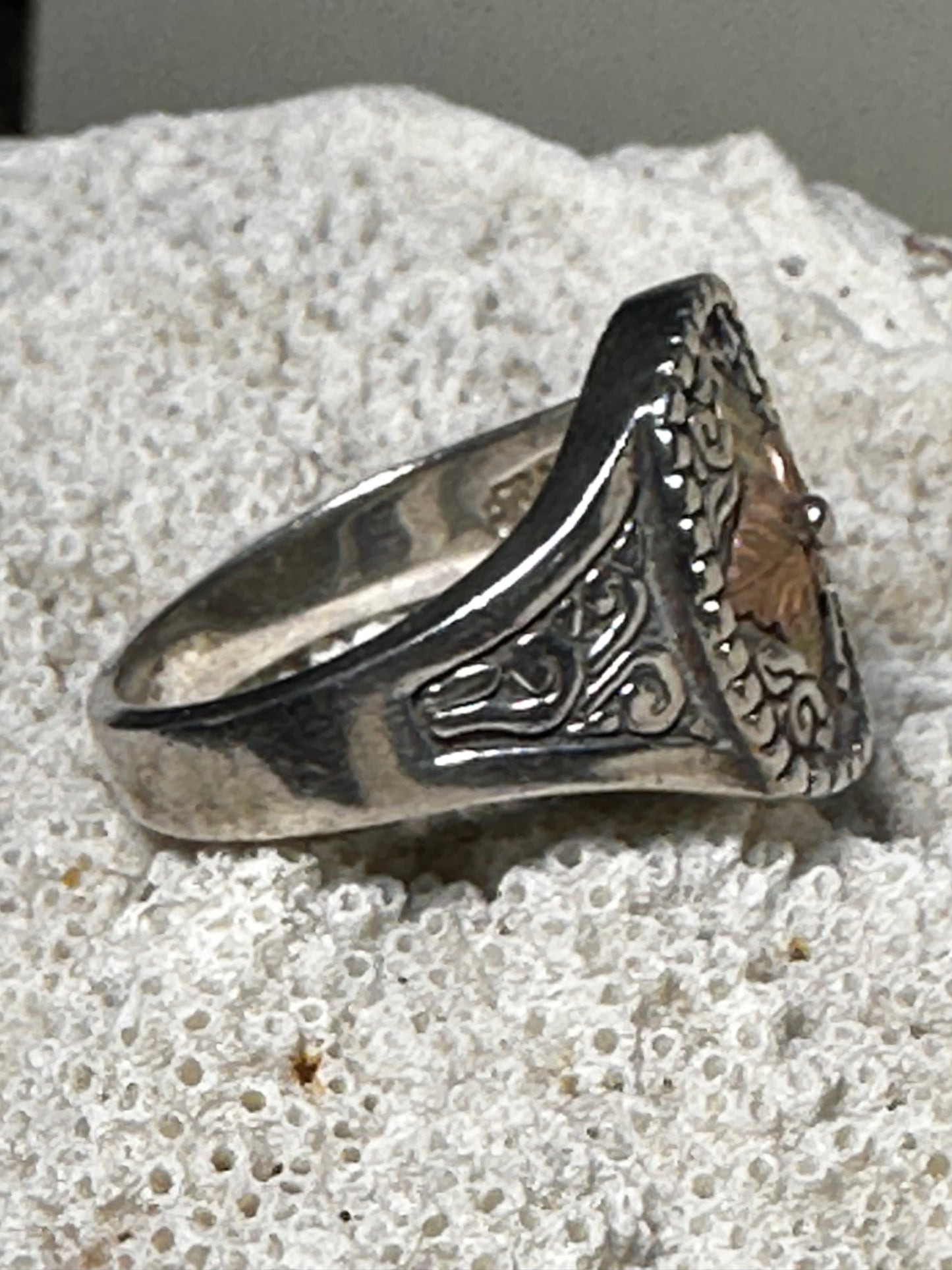 Black Hills Gold ring floral band size 10 sterling silver women men