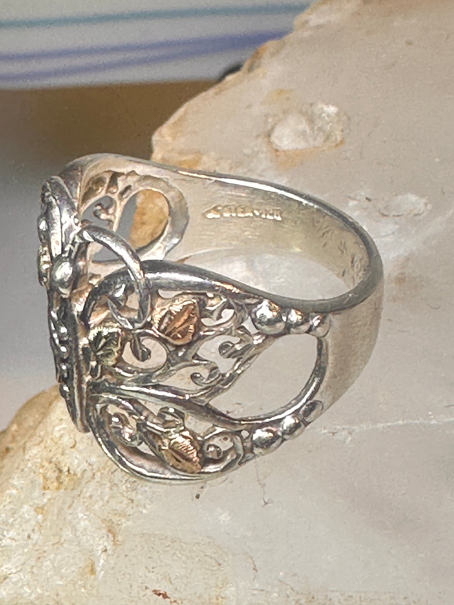Butterfly ring Black Hills Gold band leaves Size 7.75 sterling silver&nbsp;