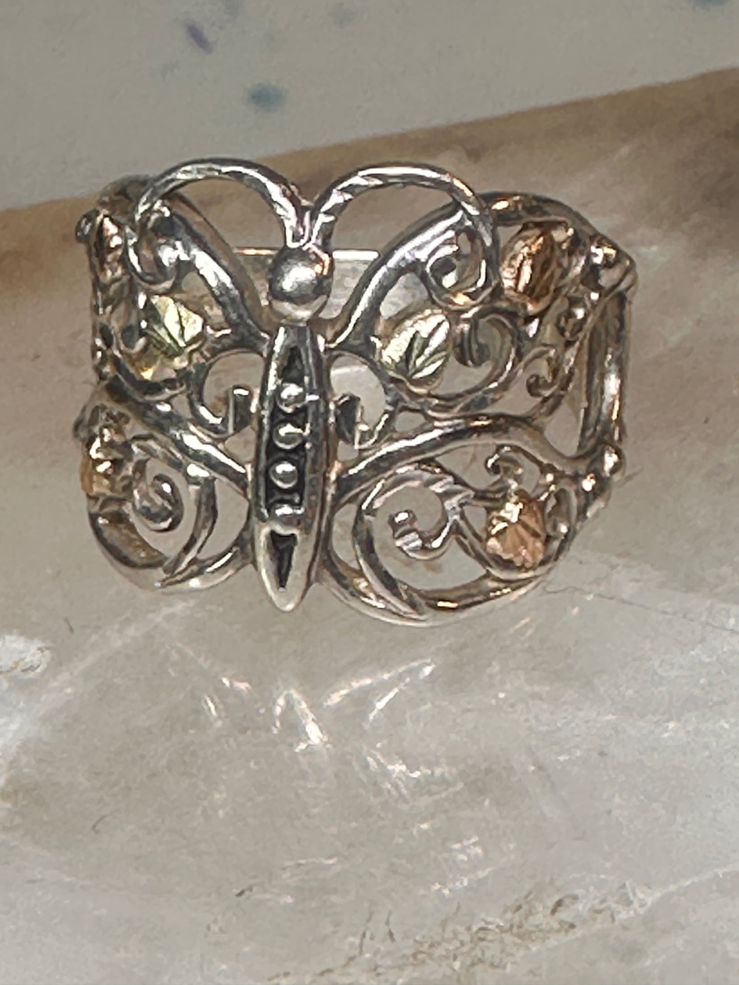 Butterfly ring Black Hills Gold band leaves Size 7.75 sterling silver&nbsp;