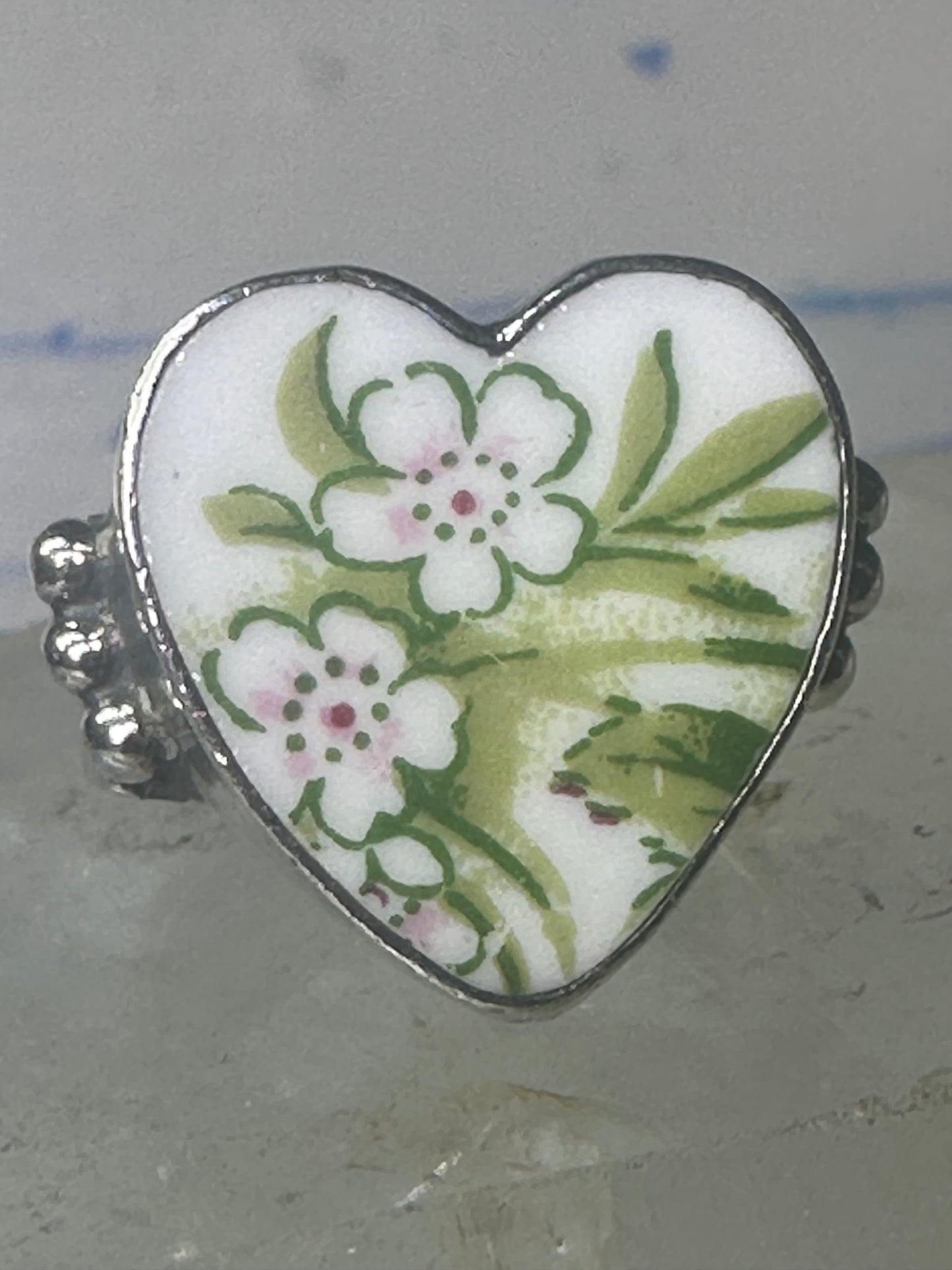Heart ring Porcelain Ceramic floral flowers Valentine band size 8.50 sterling silver women girls