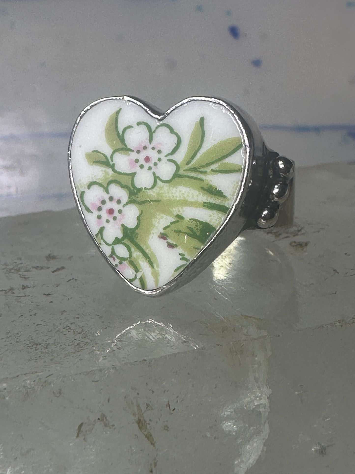 Heart ring Porcelain Ceramic floral flowers Valentine band size 8.50 sterling silver women girls