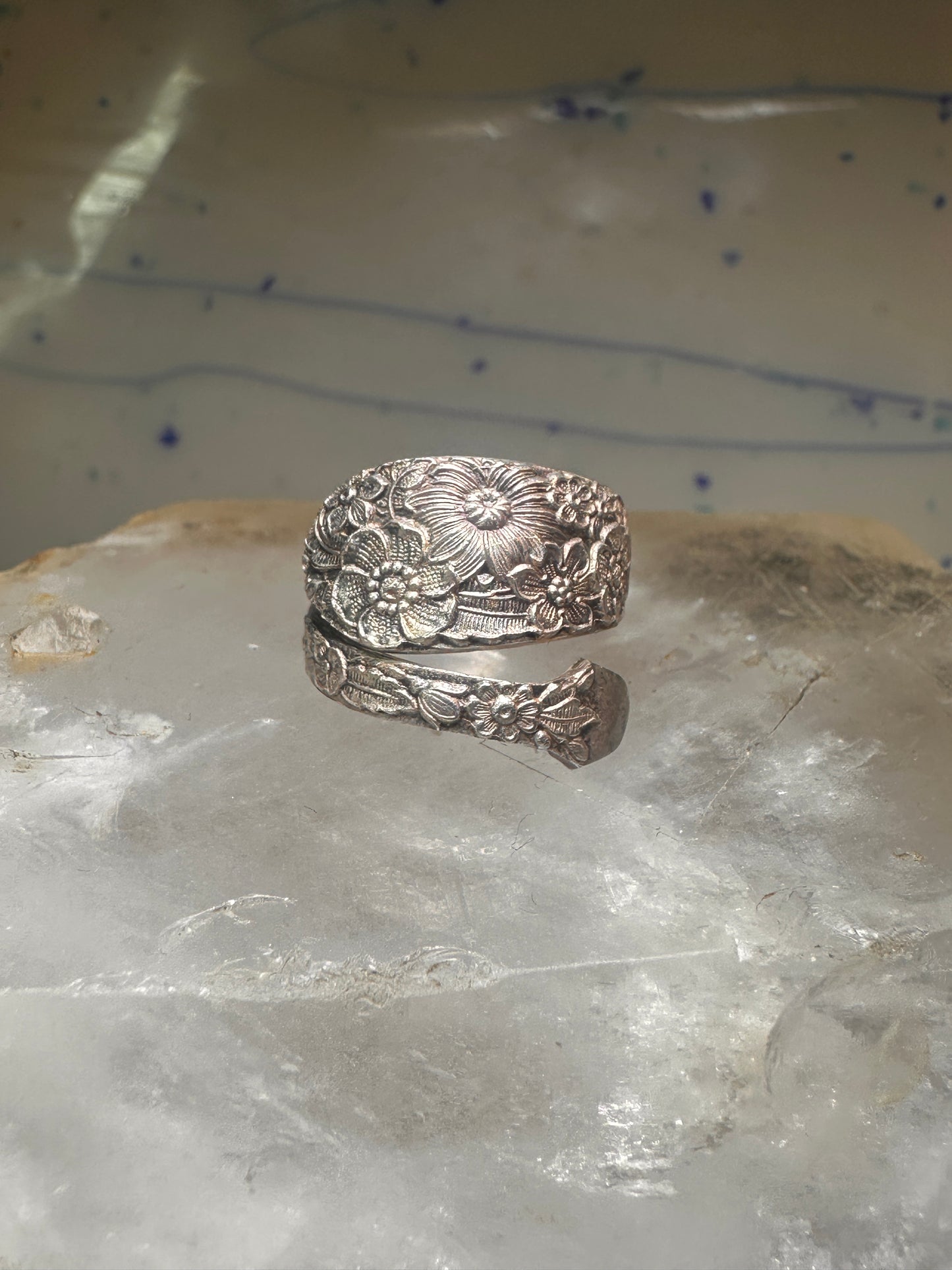 Floral spoon ring ring flower band Size 4.75 sterling silver signed Alvin