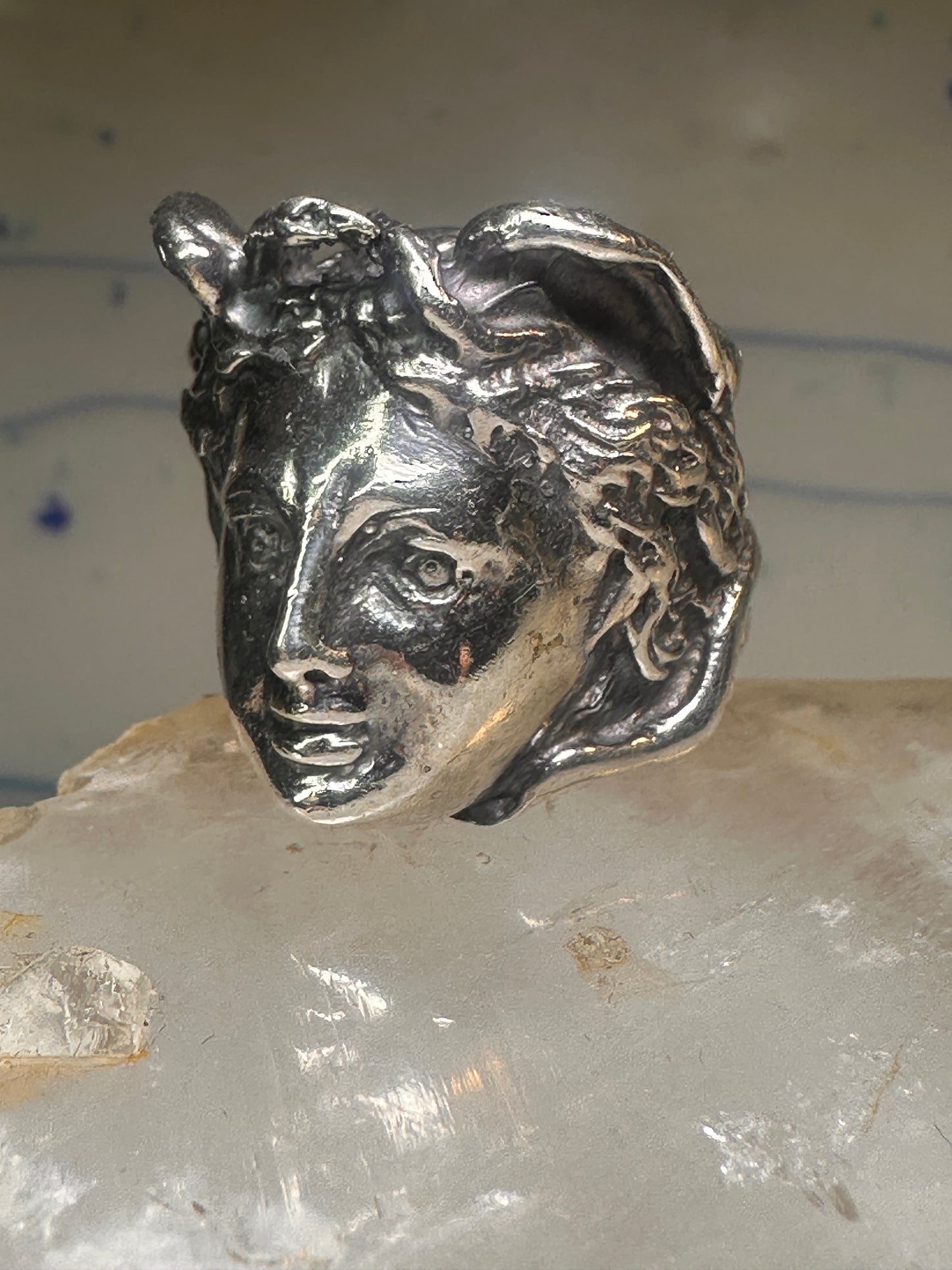 Face ring Classical Renaissance band Size 7.75 sterling silver signed Italy