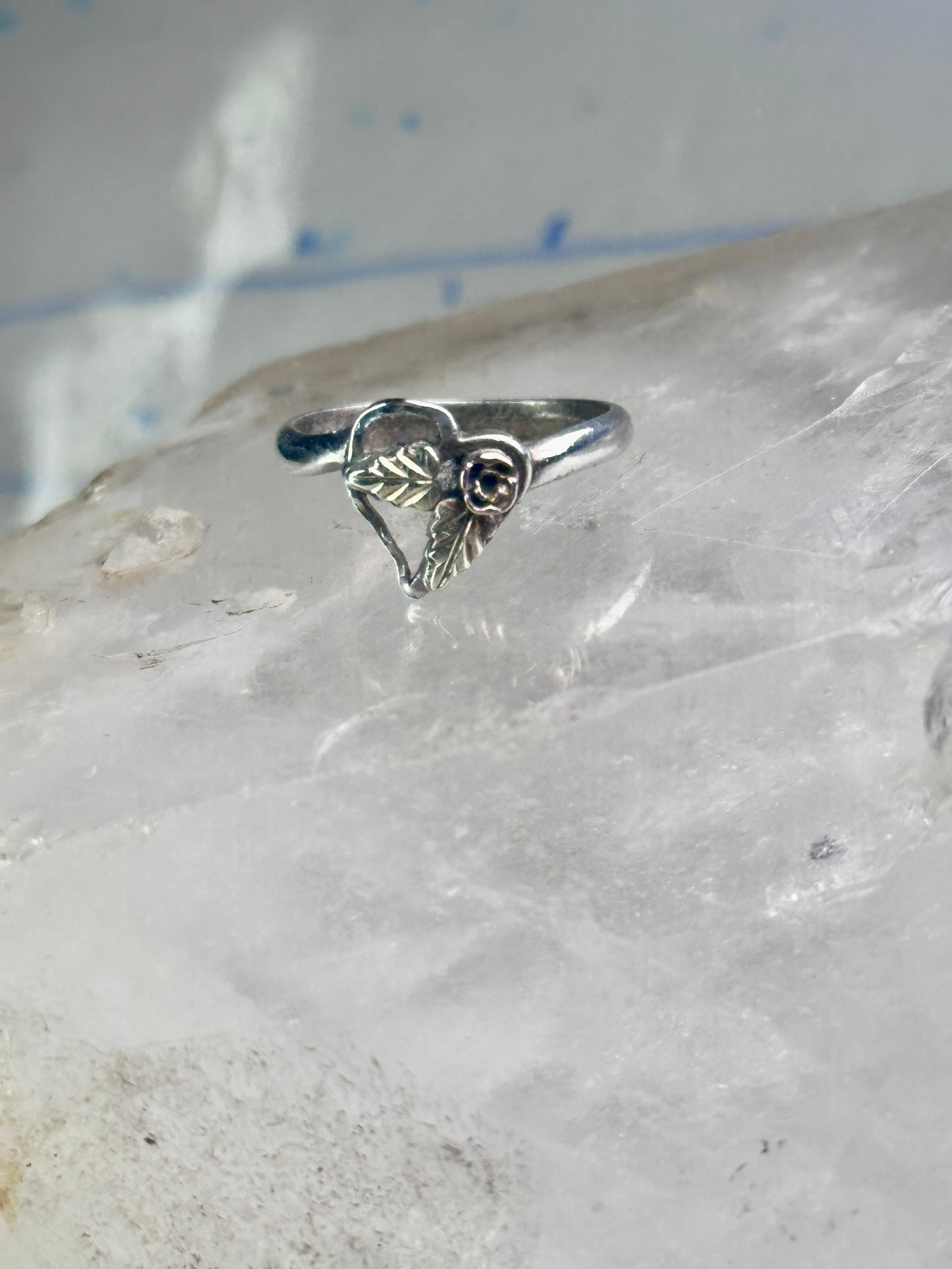 Black Hills Gold ring Double Heart band floral leaves size 5.75 sterling silver women girls