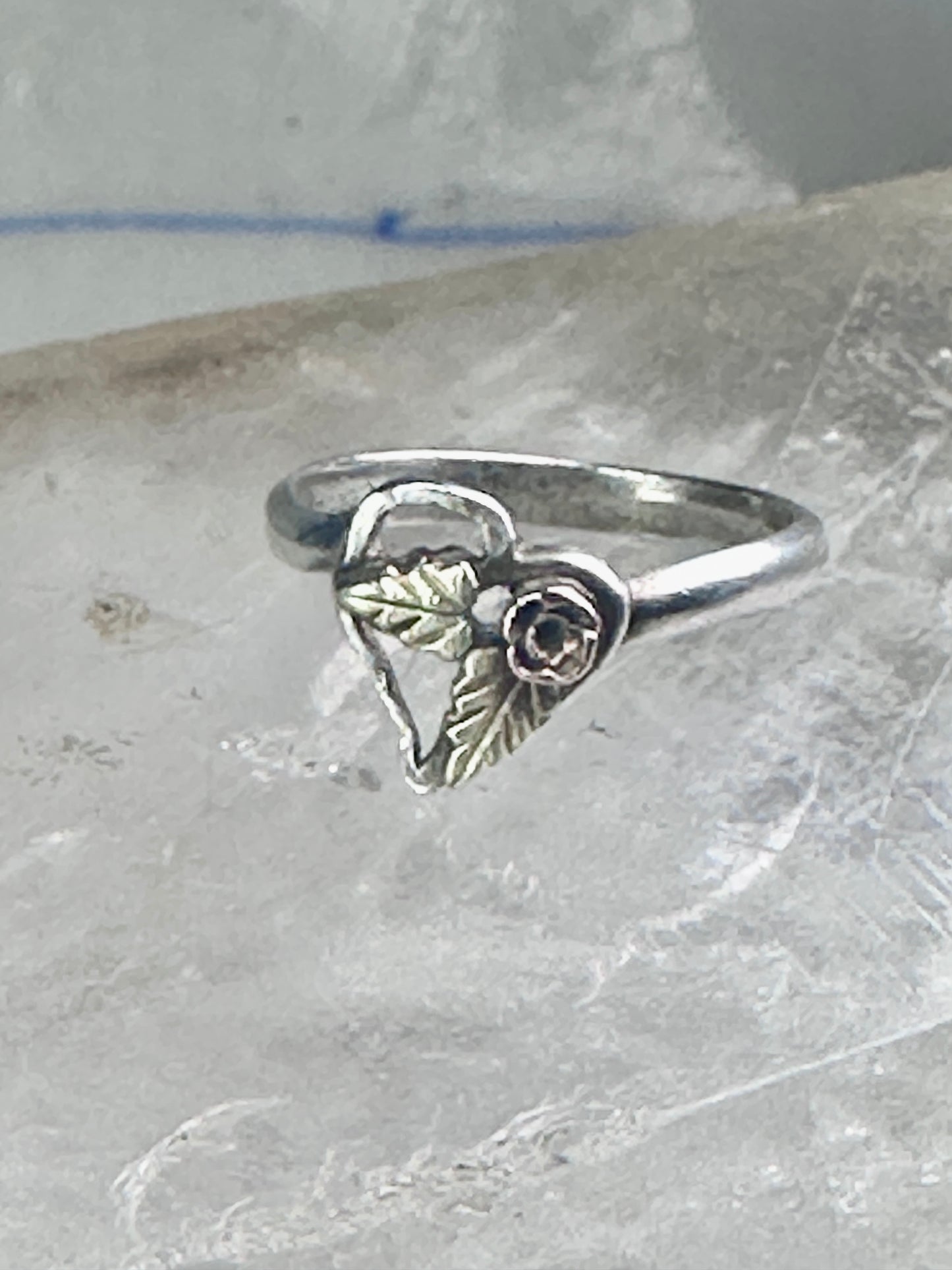 Black Hills Gold ring Double Heart band floral leaves size 5.75 sterling silver women girls