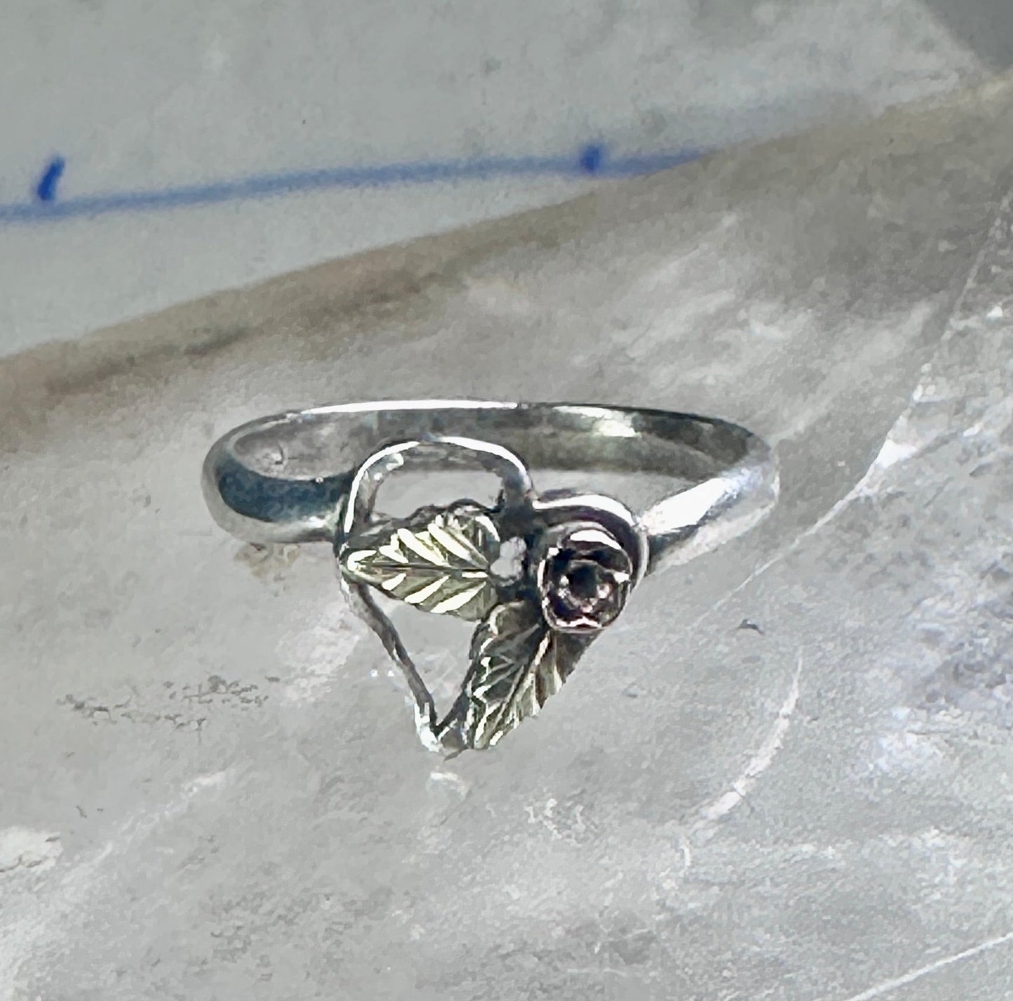 Black Hills Gold ring Double Heart band floral leaves size 5.75 sterling silver women girls