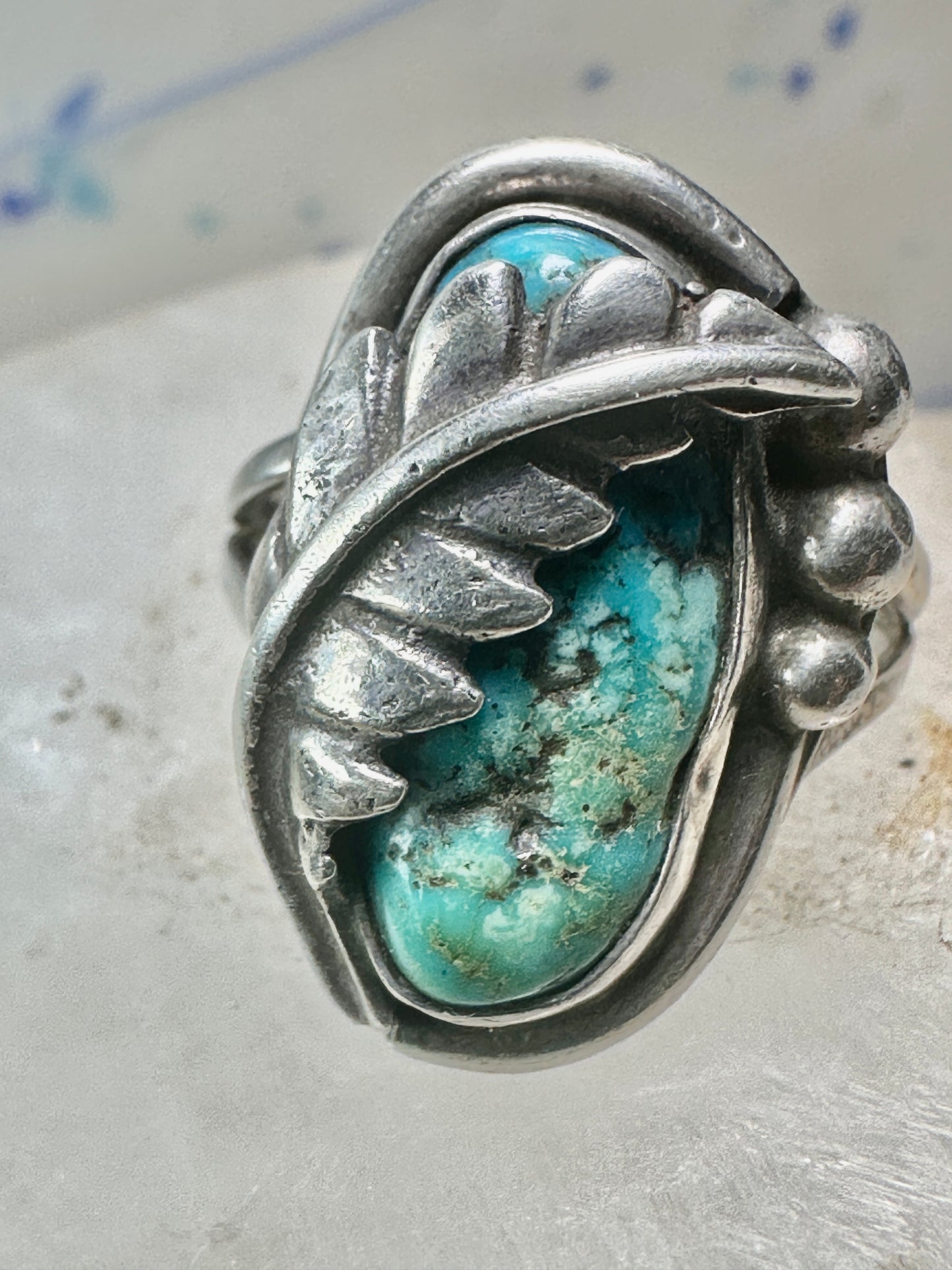 Turquoise ring Navajo leaf size 6.25 sterling silver women