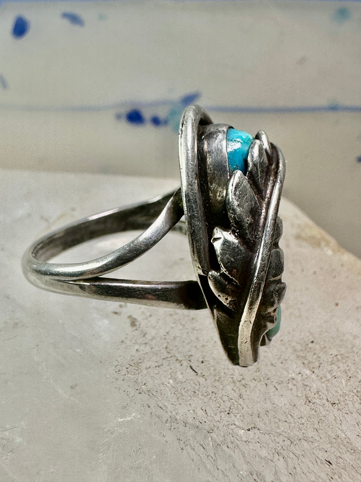 Turquoise ring Navajo leaf size 6.25 sterling silver women