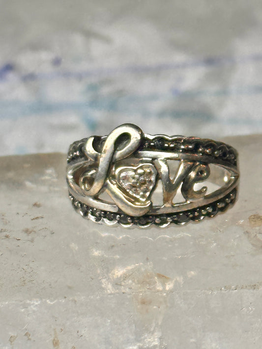 Vintage Sterling Silver Black Onyx LOVE Heart Accent Statement Ring Size 7.75 5.4g 925