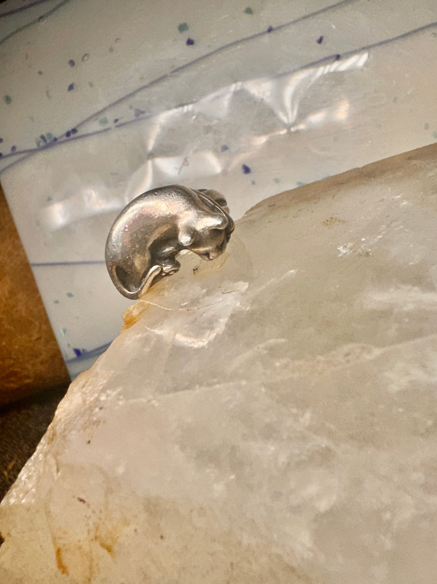 James Yesberger cat ring sleeping kitten band Size 5.75 sterling silver women