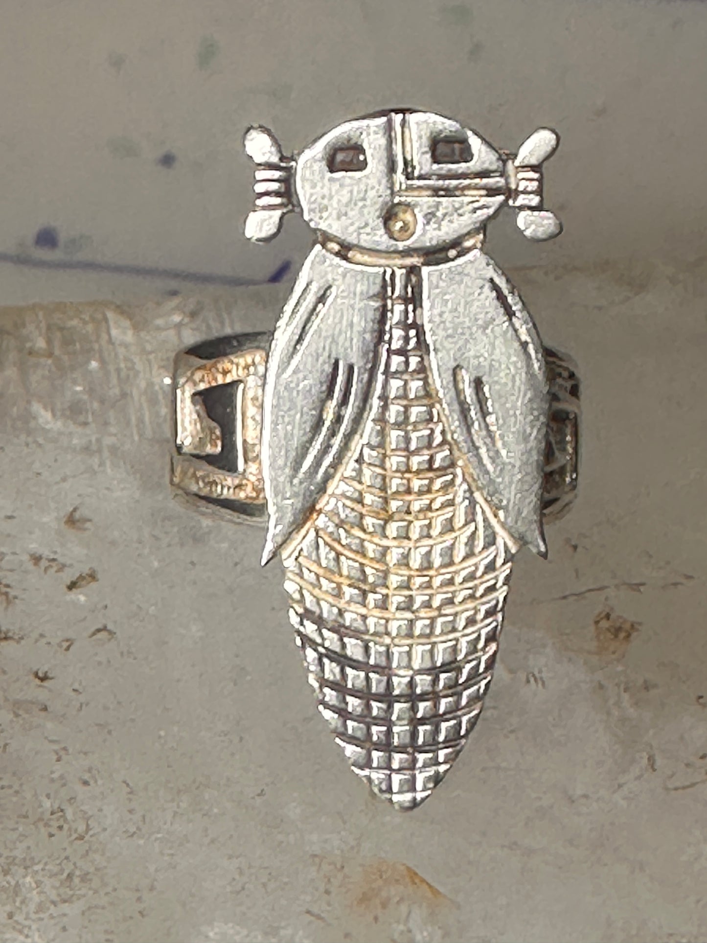 Corn Maiden ring  Navajo band size 7 sterling silver women