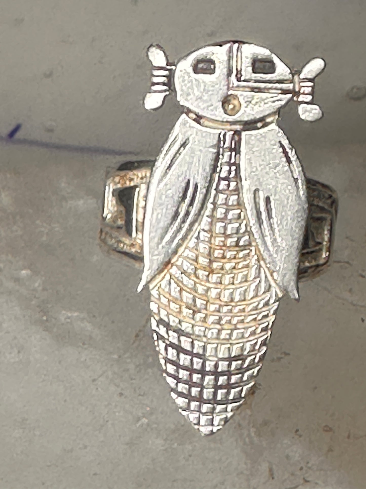 Corn Maiden ring  Navajo band size 7 sterling silver women