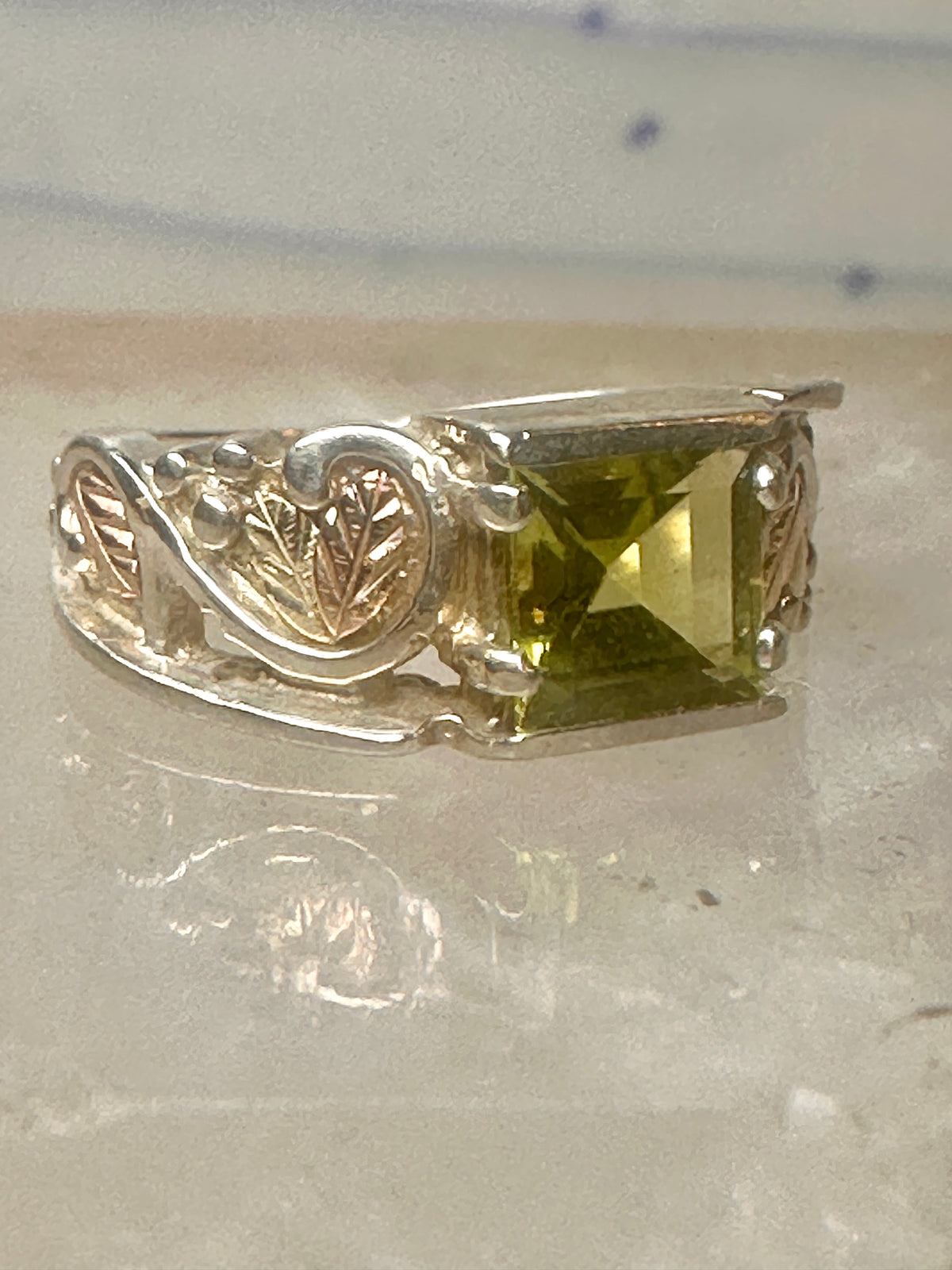 Vintage Coleman Black Hills Gold Sterling Silver 12K Gold Princess Green Quartz Ring Size 5 925