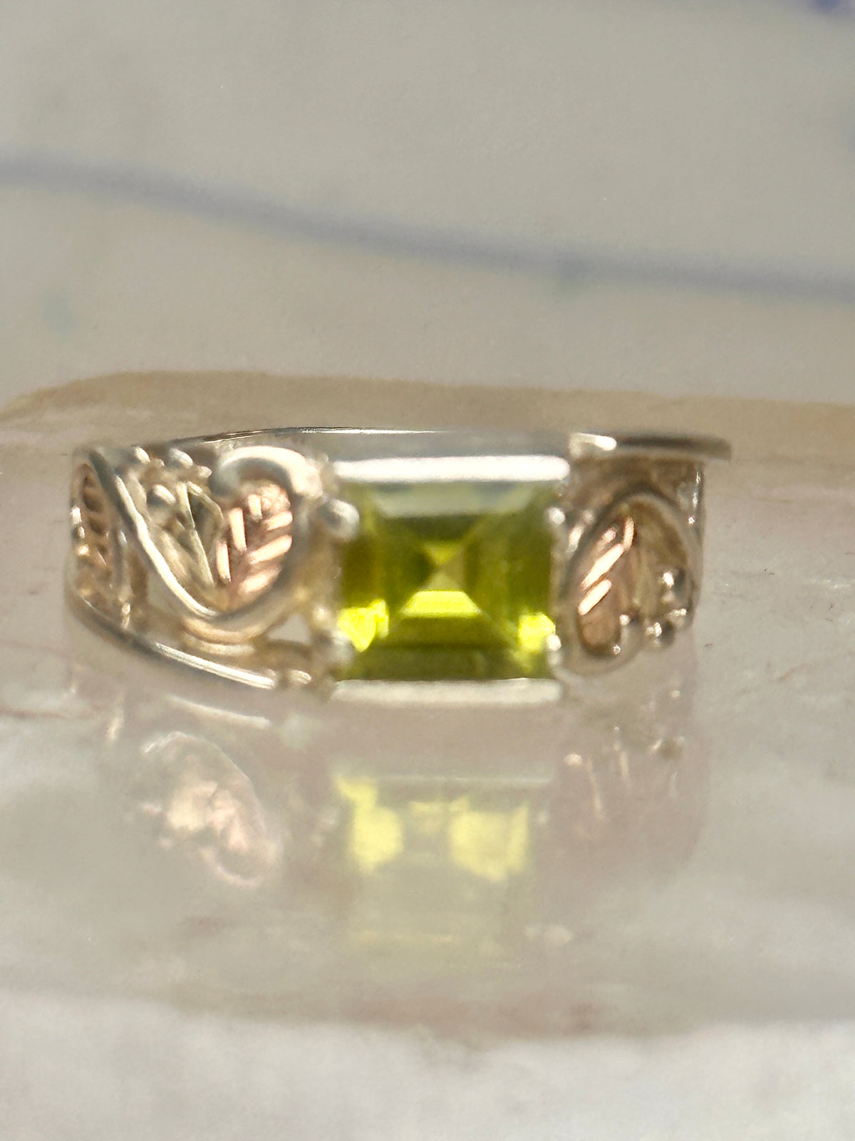 Vintage Coleman Black Hills Gold Sterling Silver 12K Gold Princess Green Quartz Ring Size 5 925