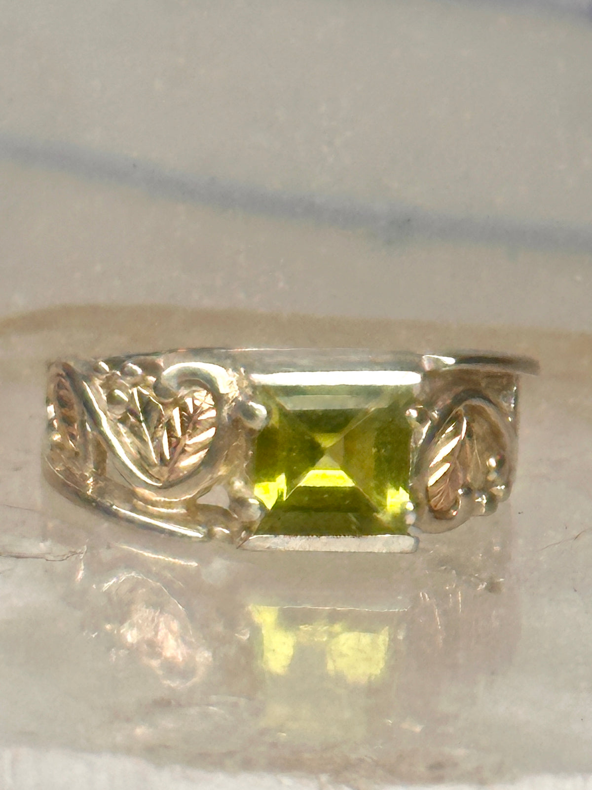 Vintage Coleman Black Hills Gold Sterling Silver 12K Gold Princess Green Quartz Ring Size 5 925