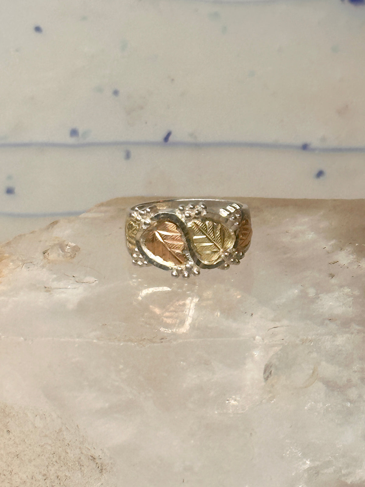 Vintage Black Hills Gold Style Sterling Silver 12K Gold Grape Leaf Ring Size 8.75 925