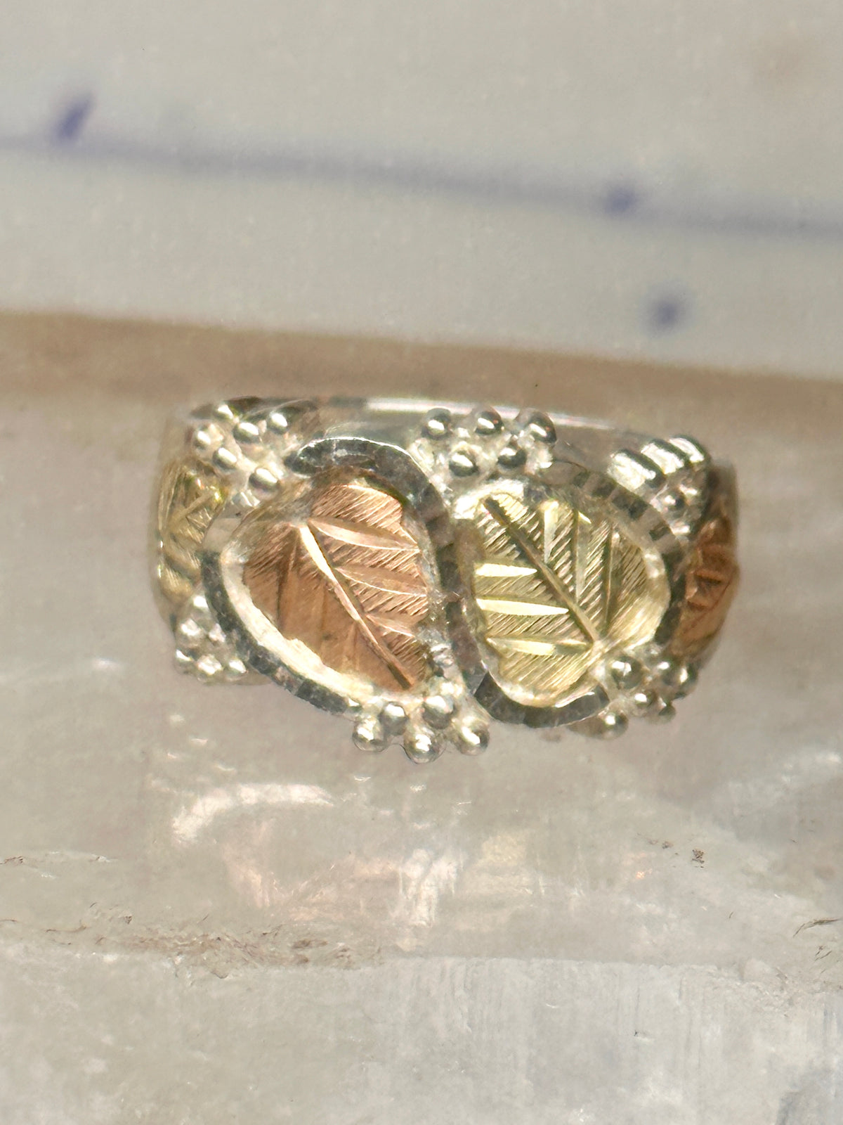 Vintage Black Hills Gold Style Sterling Silver 12K Gold Grape Leaf Ring Size 8.75 925