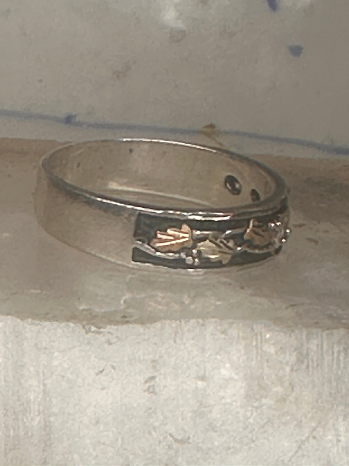 Vintage Black Hills Gold Landstrom Sterling Silver 12K Gold Leaf Band Ring Size 14 925