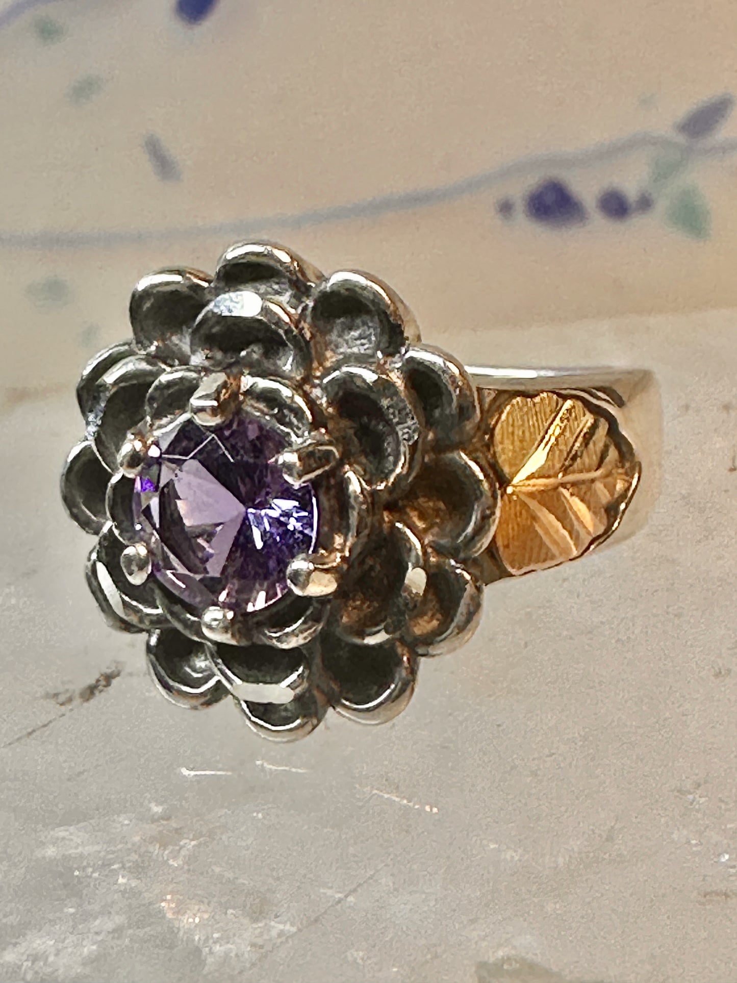 Black Hills Gold ring size 5 Flower Amethyst leaves band women