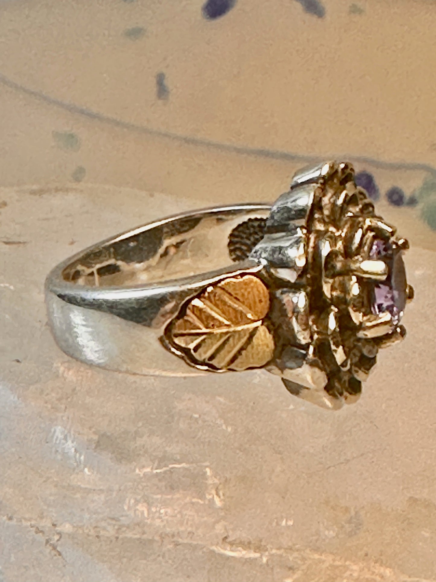 Black Hills Gold ring size 5 Flower Amethyst leaves band women