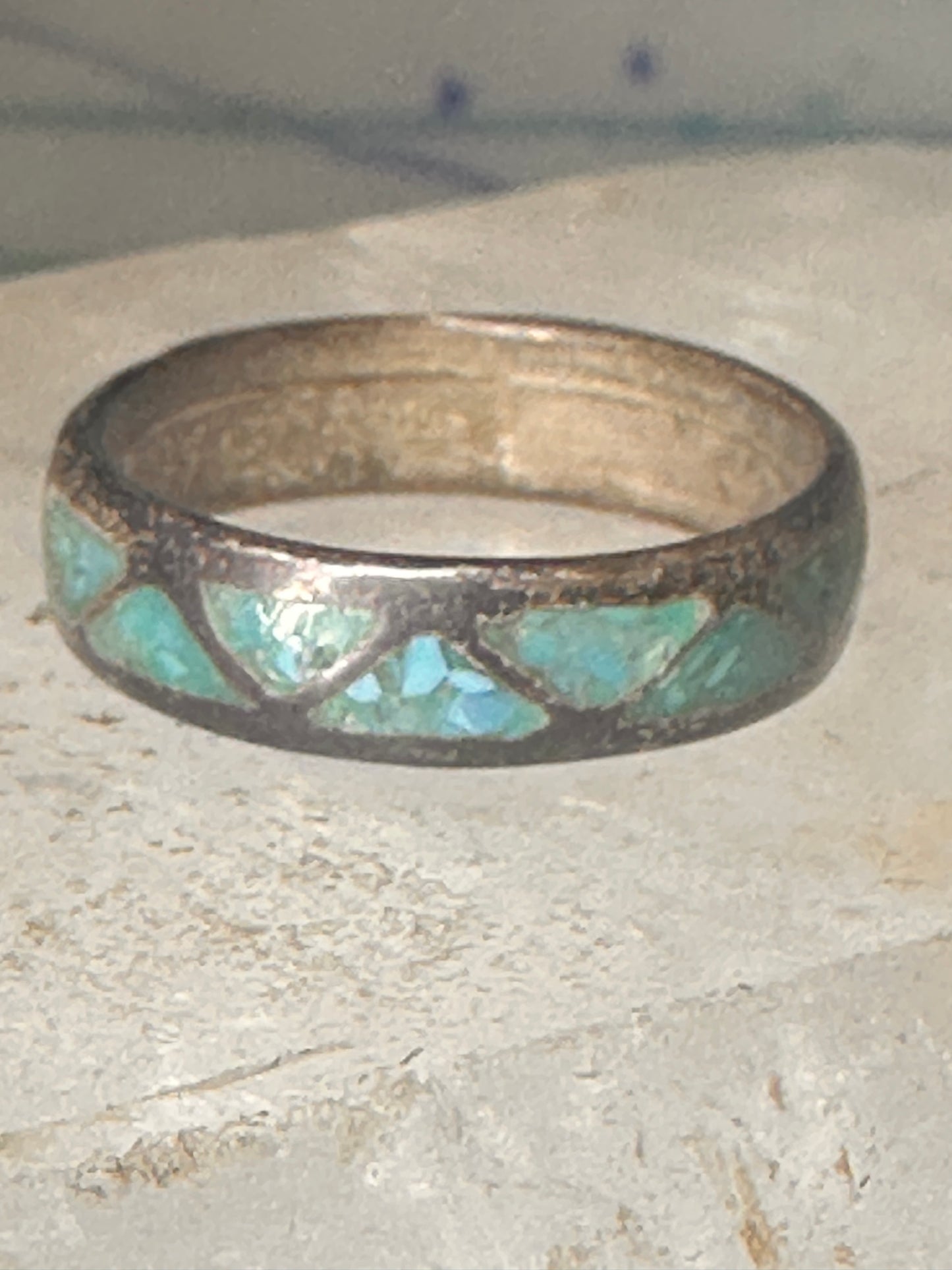 Vintage Zuni wedding band turquoise chips size 8 band sterling silver women men