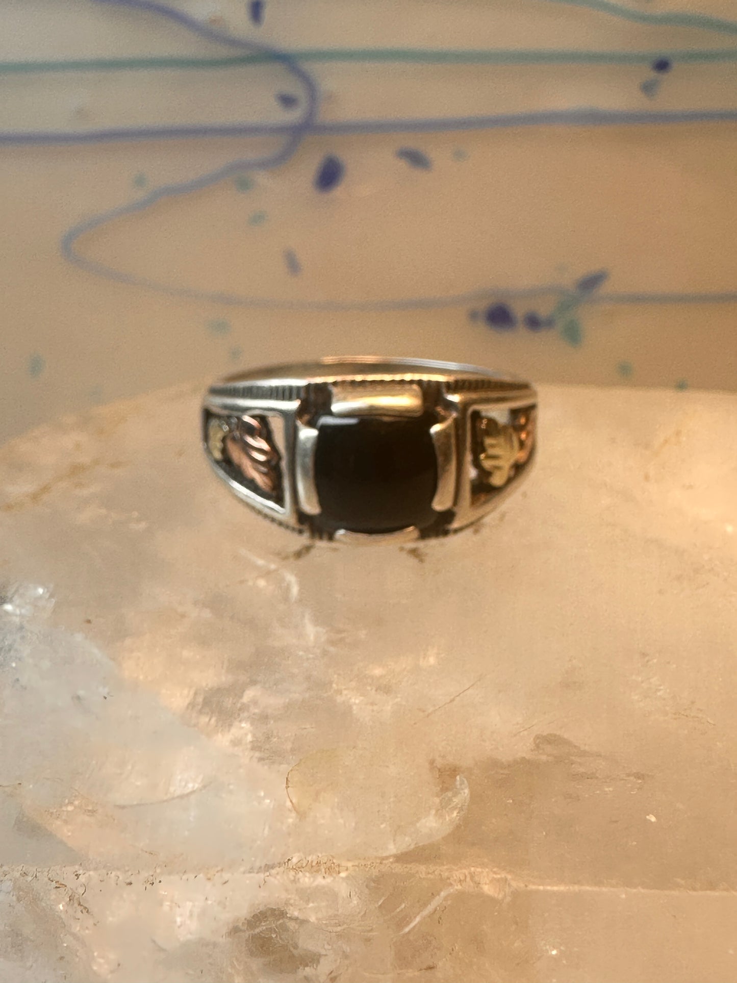 Black Hills Gold ring size 9.25 onyx leaves band women men