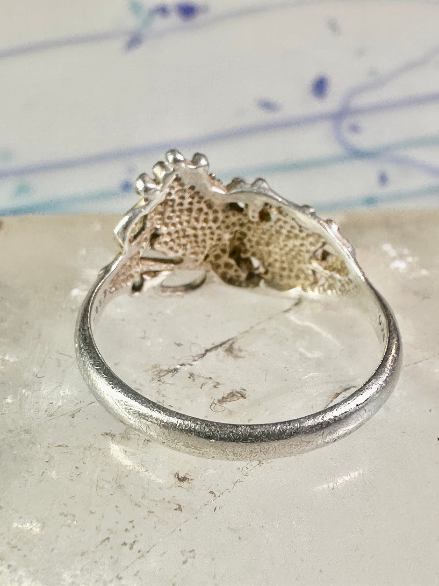 Black Hills Gold ring leaves wedding band size 6.5 sterling silver women