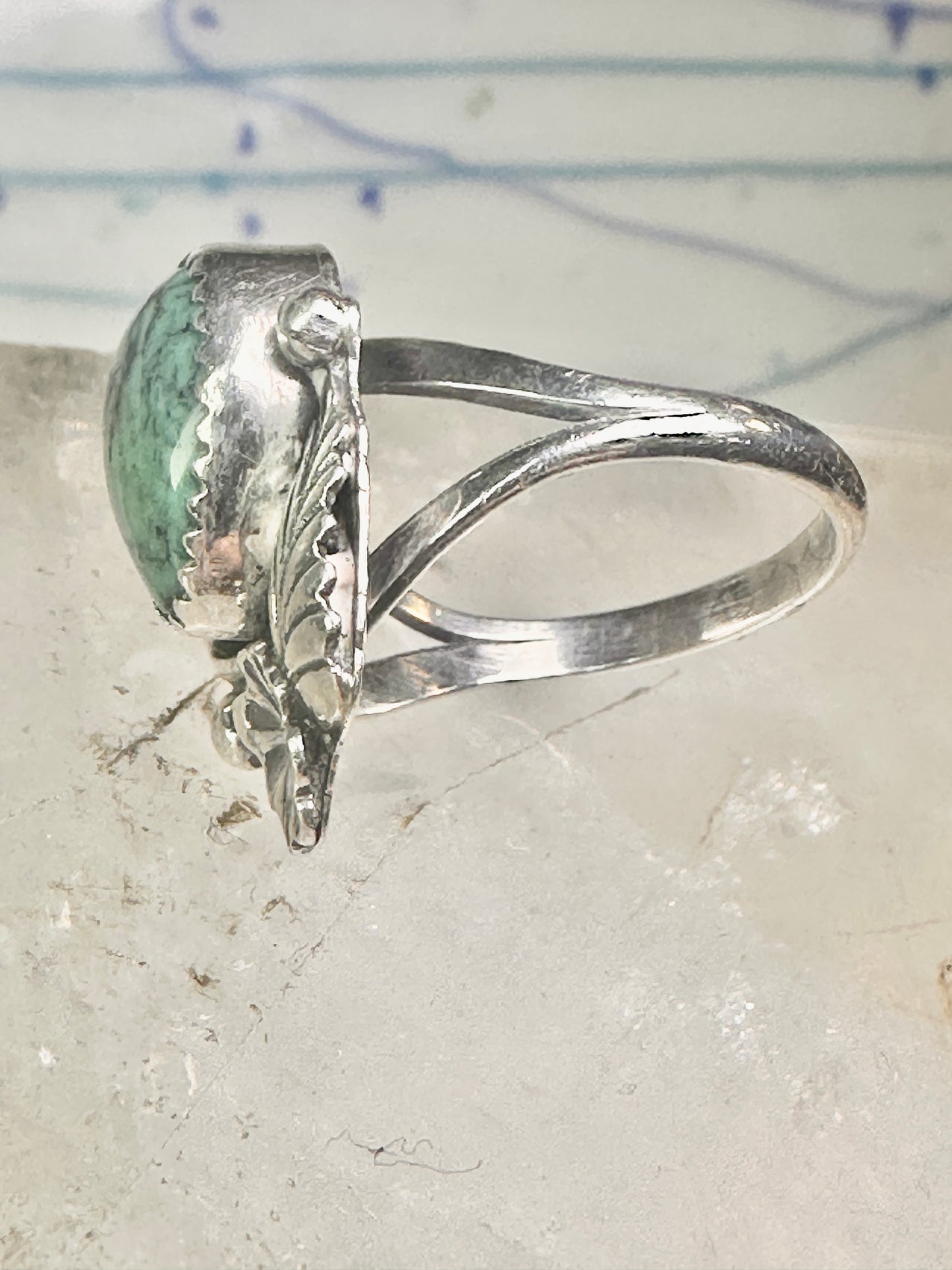 Navajo ring heart love Valentine leaves band size 7.5 sterling silver women