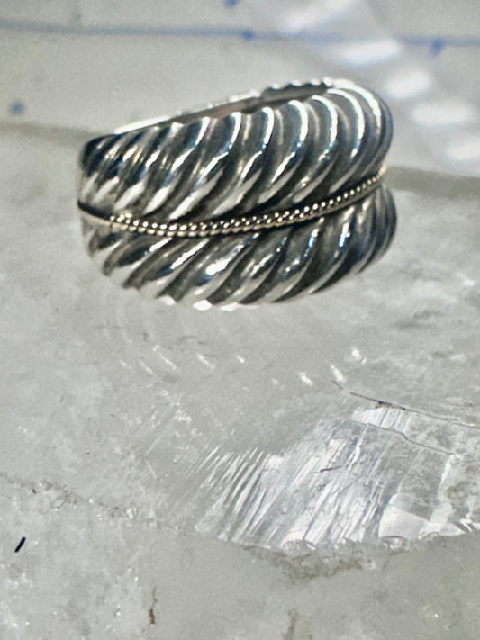 Fluted ring abstract solid band Size 5 sterling silver women pinky
