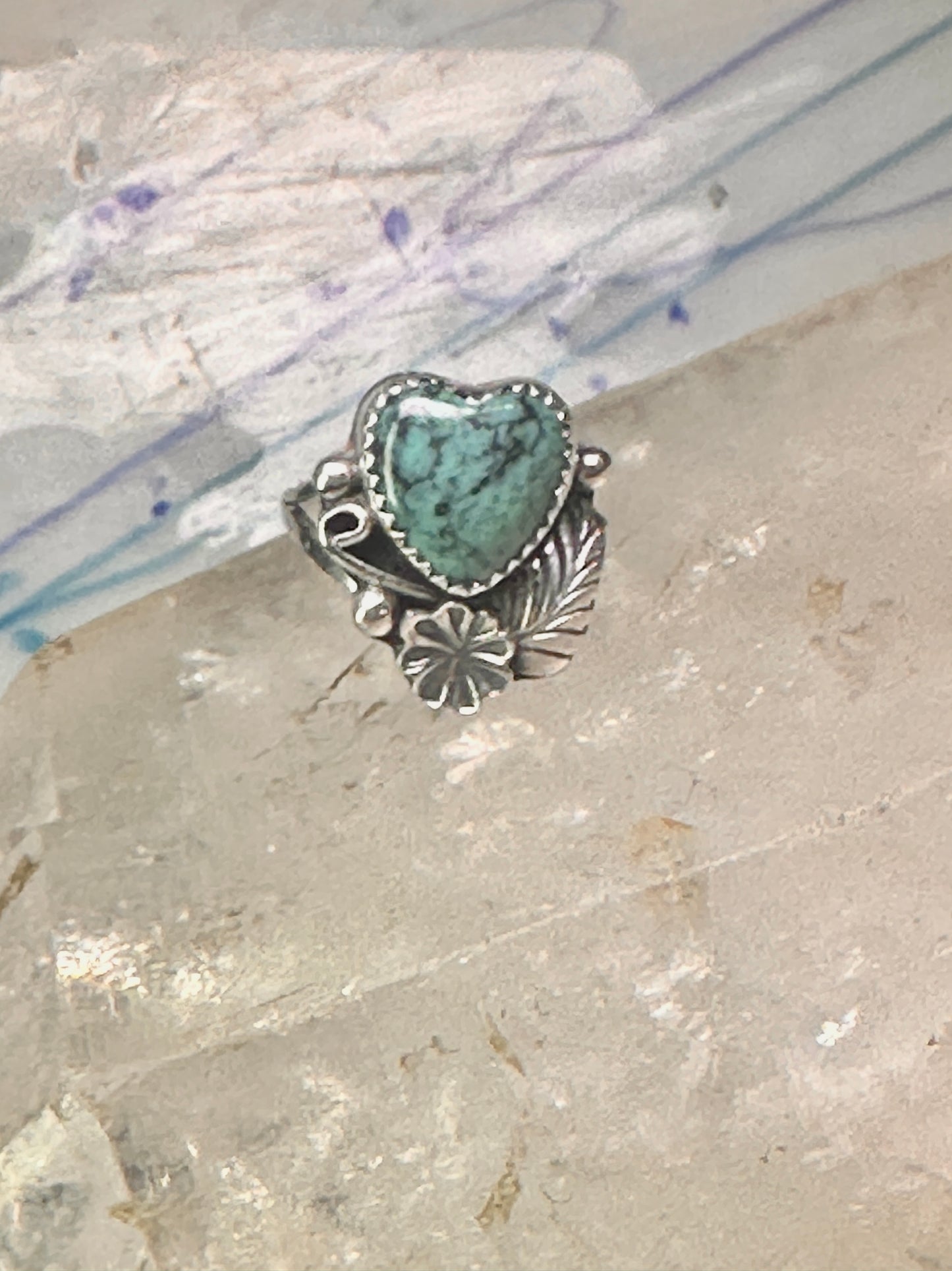 Navajo ring heart love Valentine leaves band size 7.5 sterling silver women