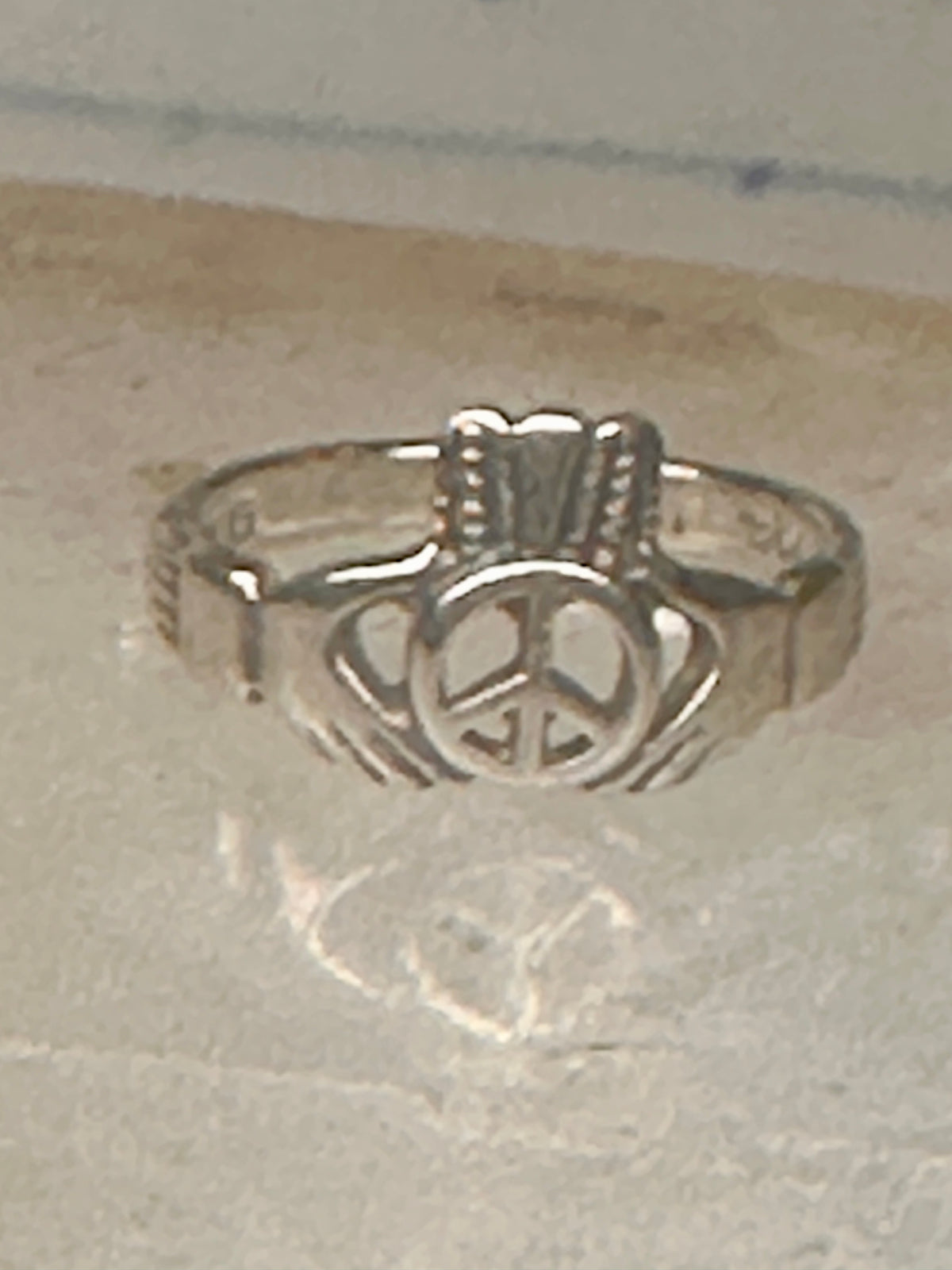 Vintage Irish Claddagh Peace Sign Crown Ring Slender Band Sterling Silver Size 5.75 925