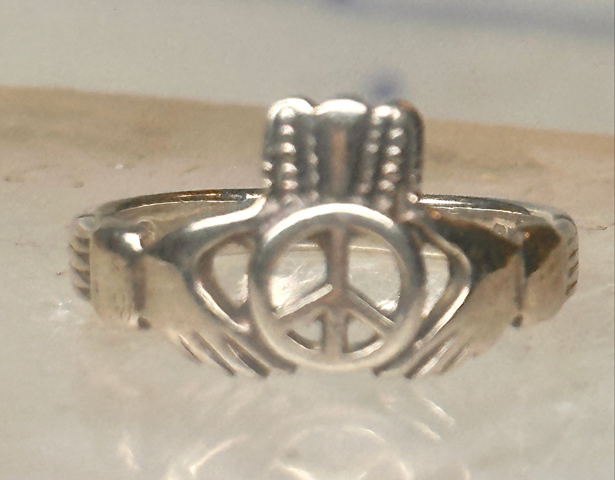 Vintage Irish Claddagh Peace Sign Crown Ring Slender Band Sterling Silver Size 5.75 925