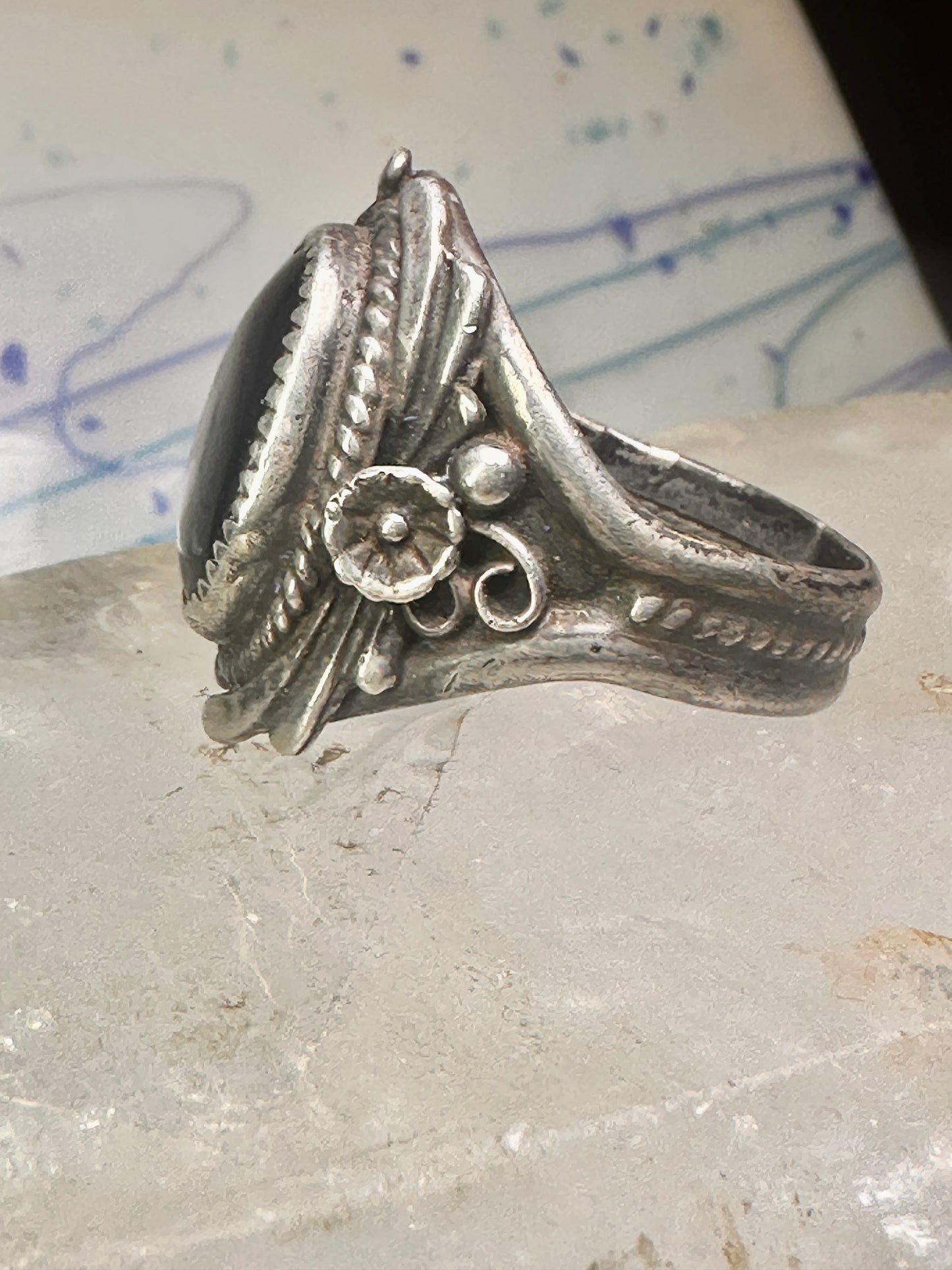 Navajo ring onyx ring leaves size 12.75 sterling silver women men
