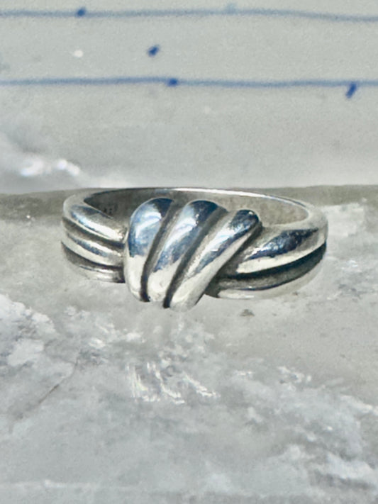 Knot ring Love Band band Size 7 vintage sterling silver women girls