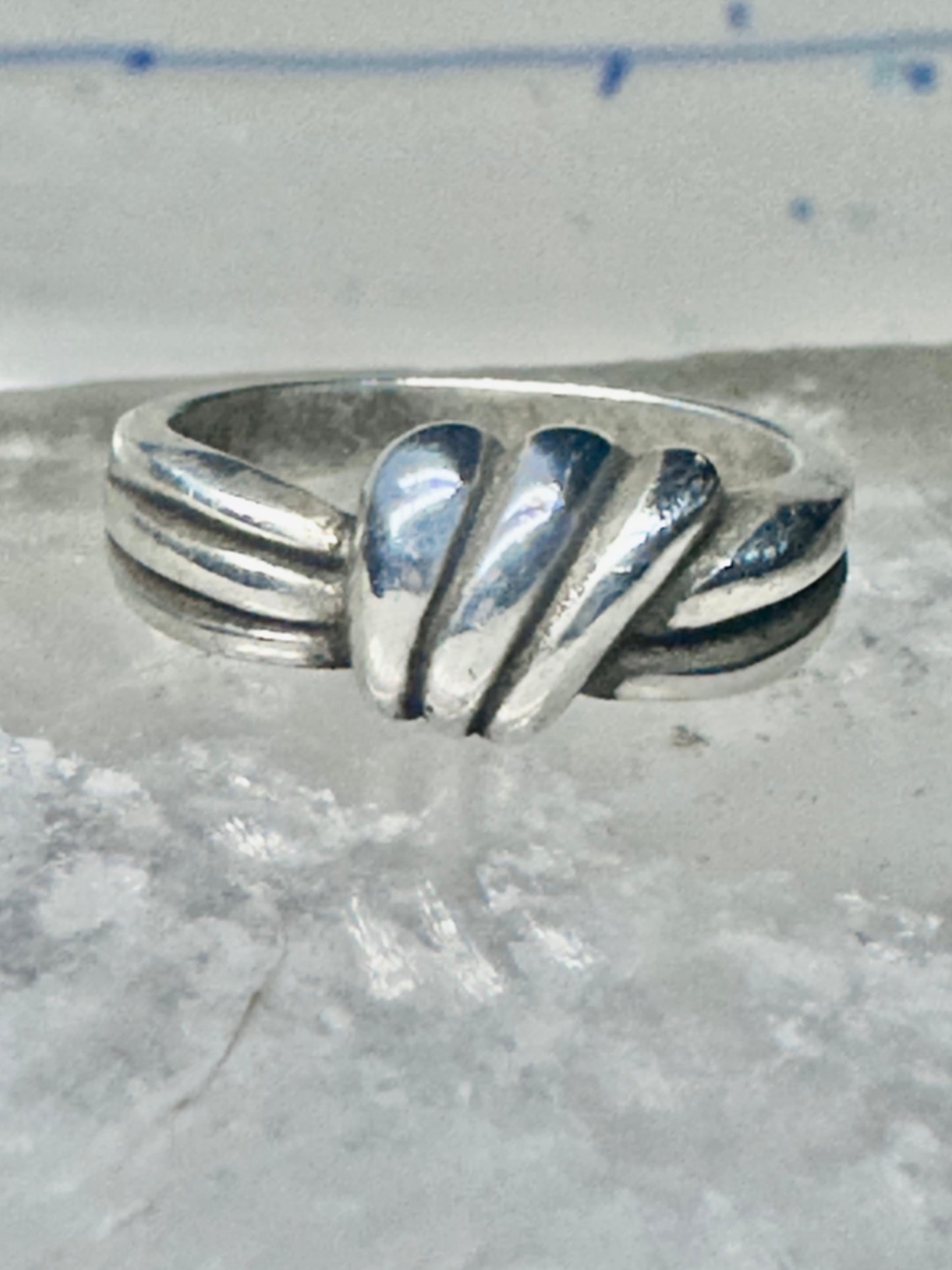 Knot ring Love Band band Size 7 vintage sterling silver women girls
