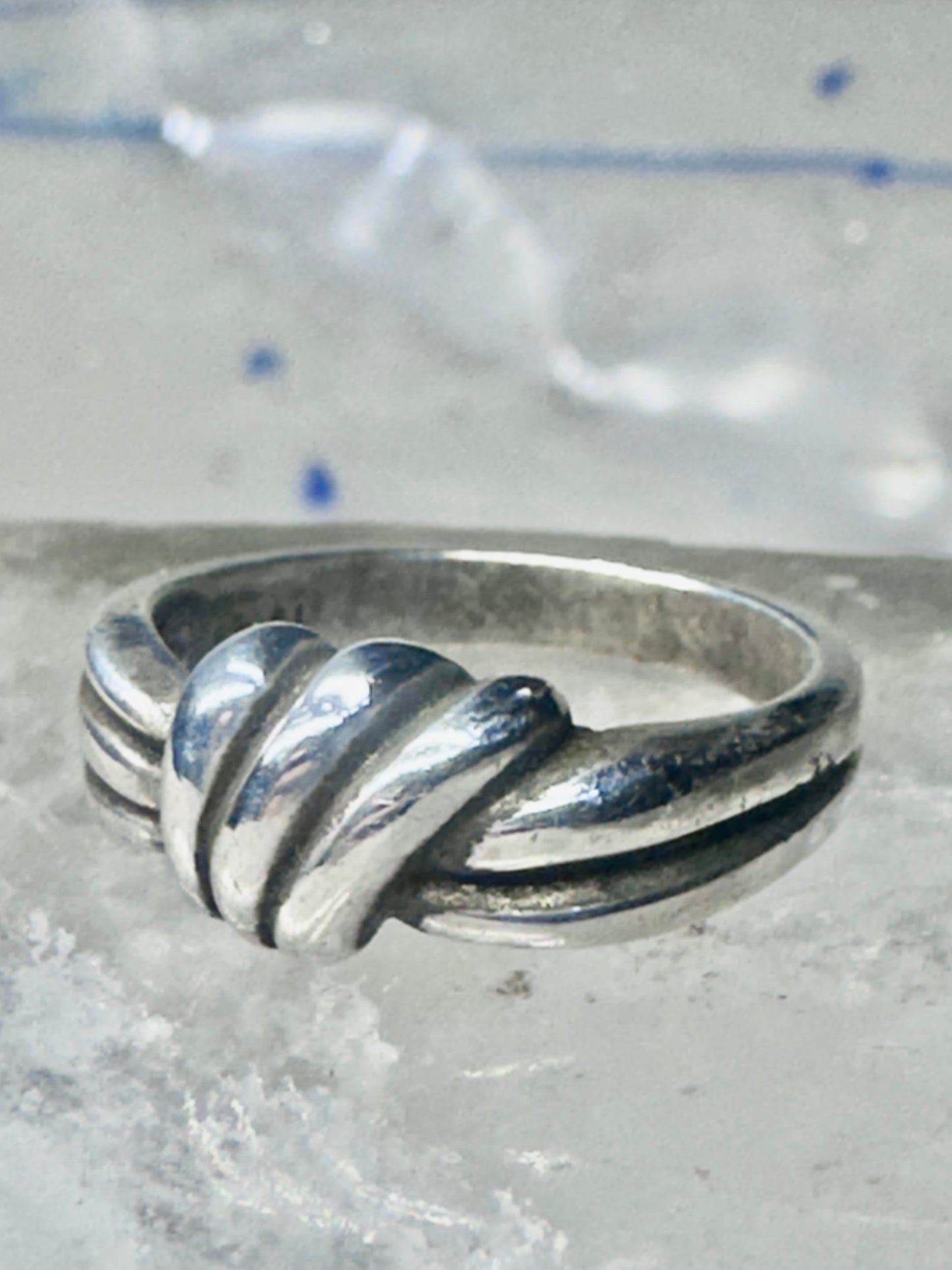 Knot ring Love Band band Size 7 vintage sterling silver women girls