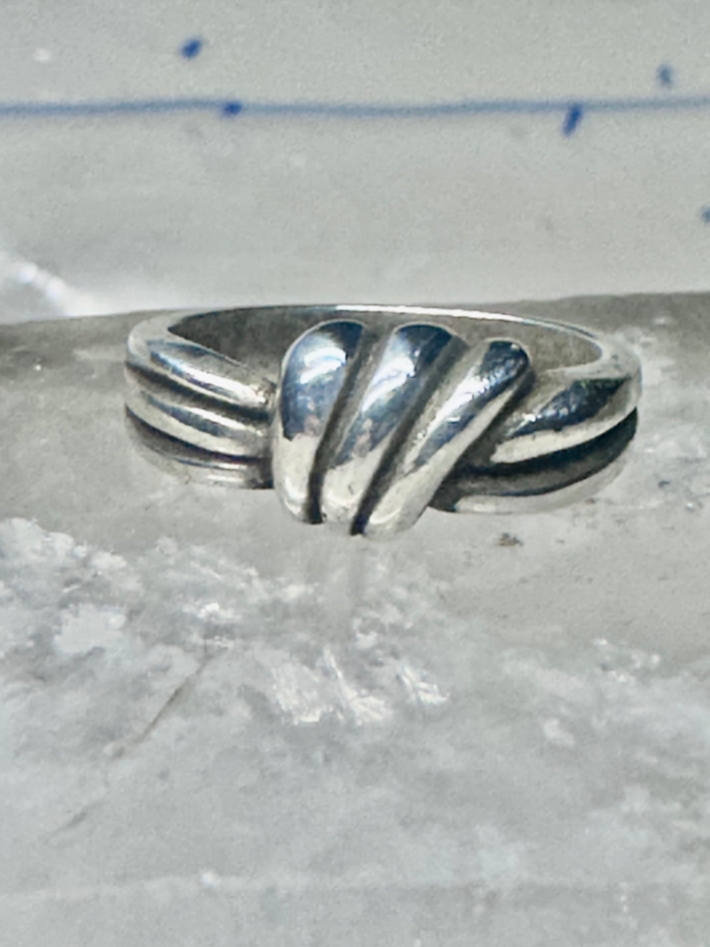 Knot ring Love Band band Size 7 vintage sterling silver women girls