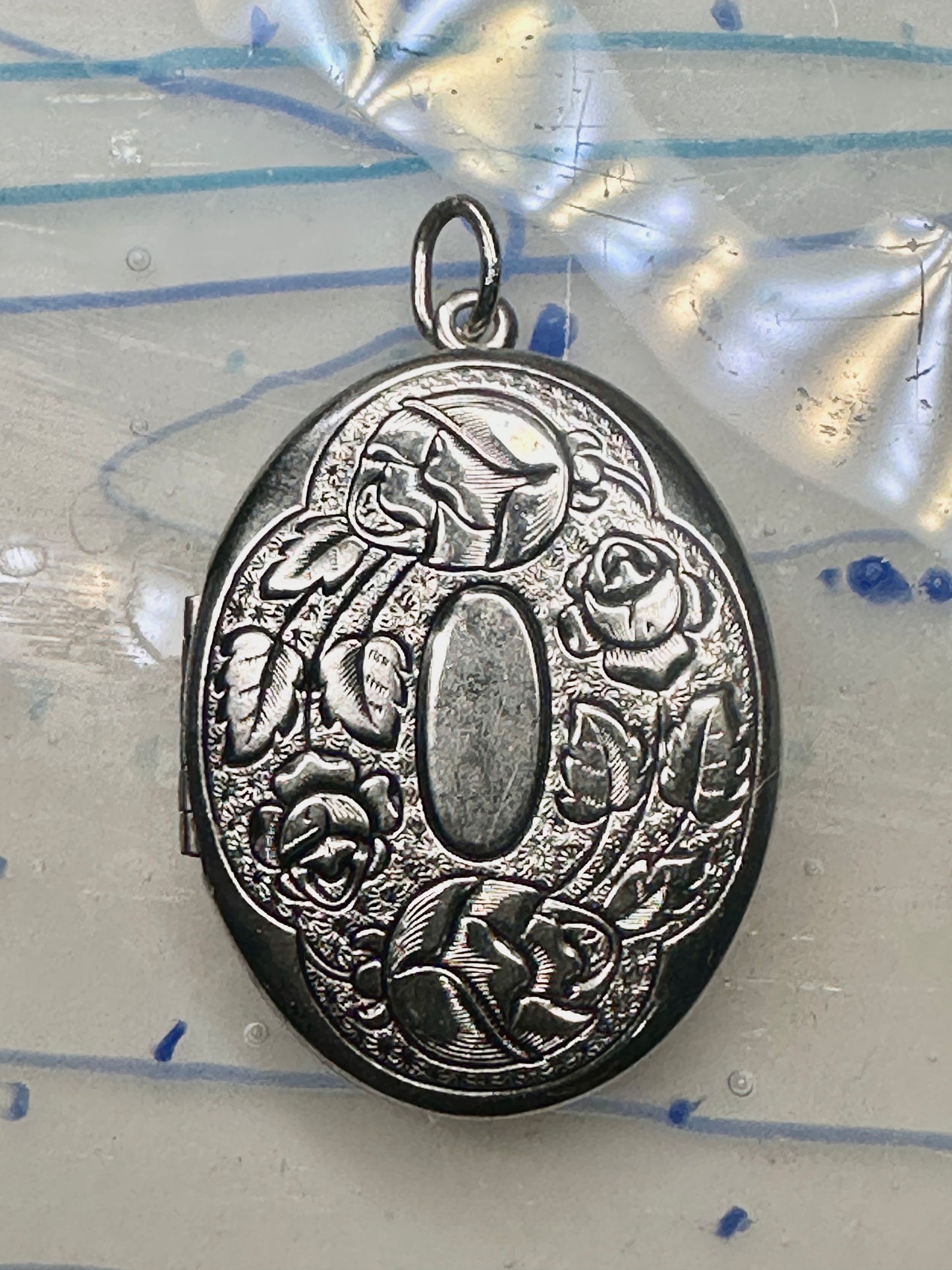 Vintage Large Rose Floral Photo Locket Pendant