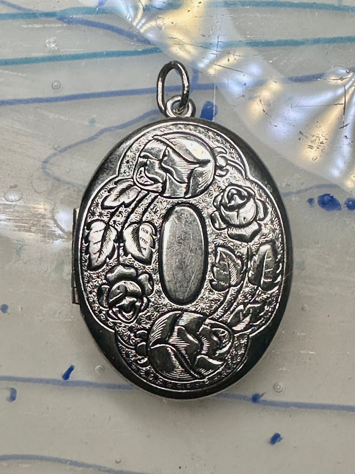 Vintage Large Rose Floral Photo Locket Pendant