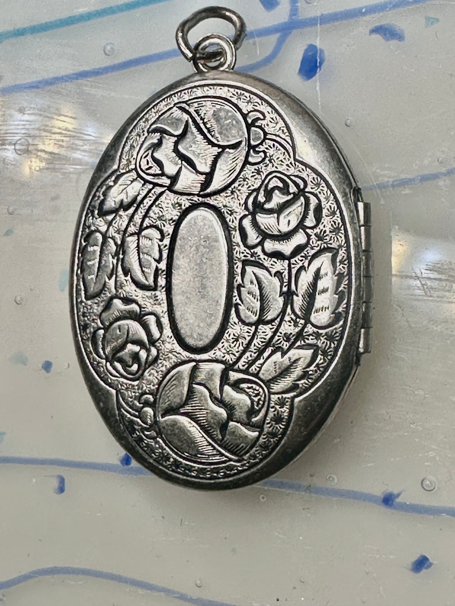 Vintage Large Rose Floral Photo Locket Pendant