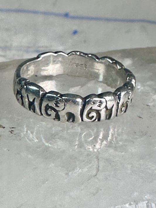 Vintage Elephant ring Elephants band size 7.50 sterling silver women girls