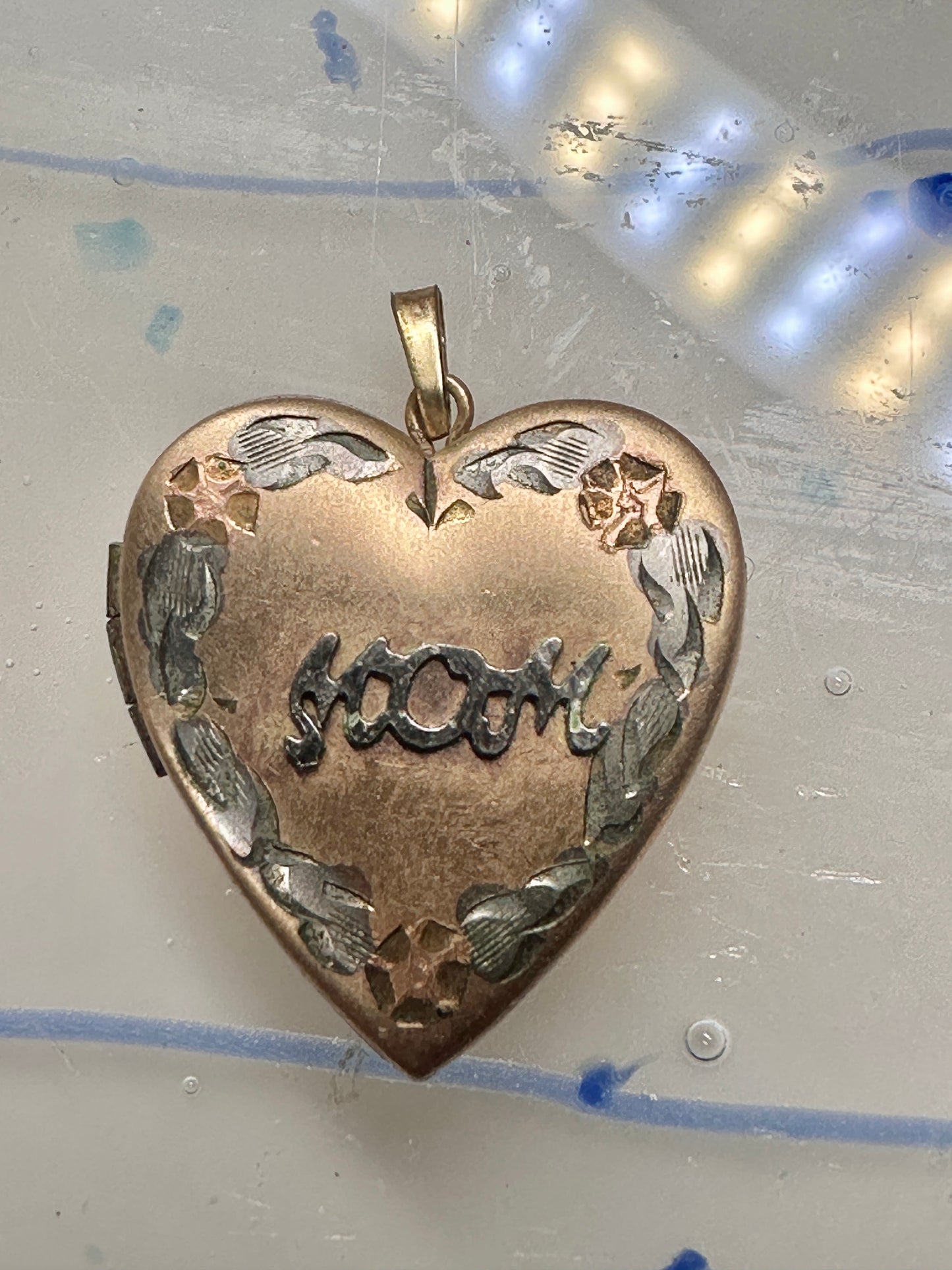 intage Floral MOM Photo Heart Love Valentine Locket flower Pendant 1/20 14KGF