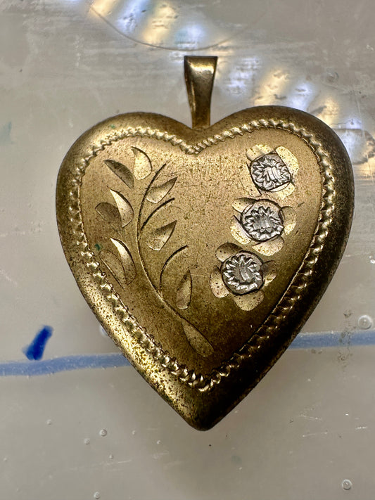 Vintage Floral Photo Heart Love Valentine Locket flower Pendant 1/20 14KGF