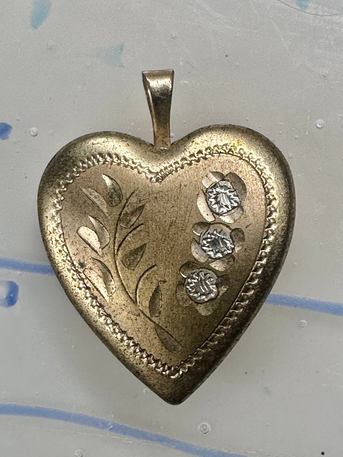 Vintage Floral Photo Heart Love Valentine Locket flower Pendant 1/20 14KGF
