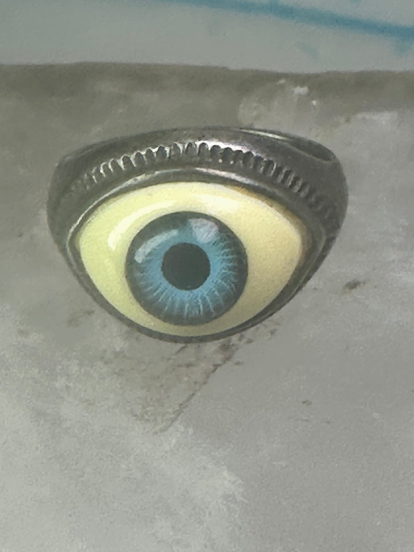 Vintage Eye Ball ring eyeball band size 6.25 sterling silver women