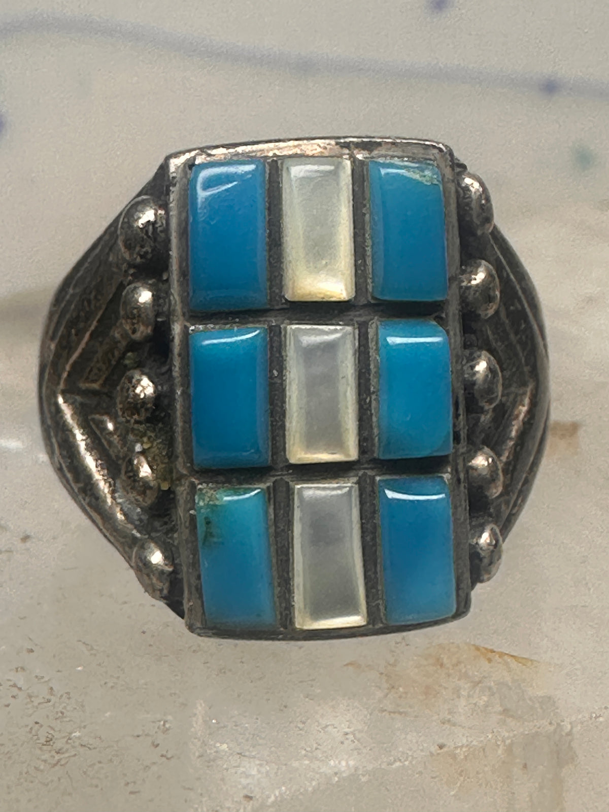 Vintage Sterling Silver Southwestern Turquoise Mother of Pearl Cobblestone Inlay Ring Size 8 925